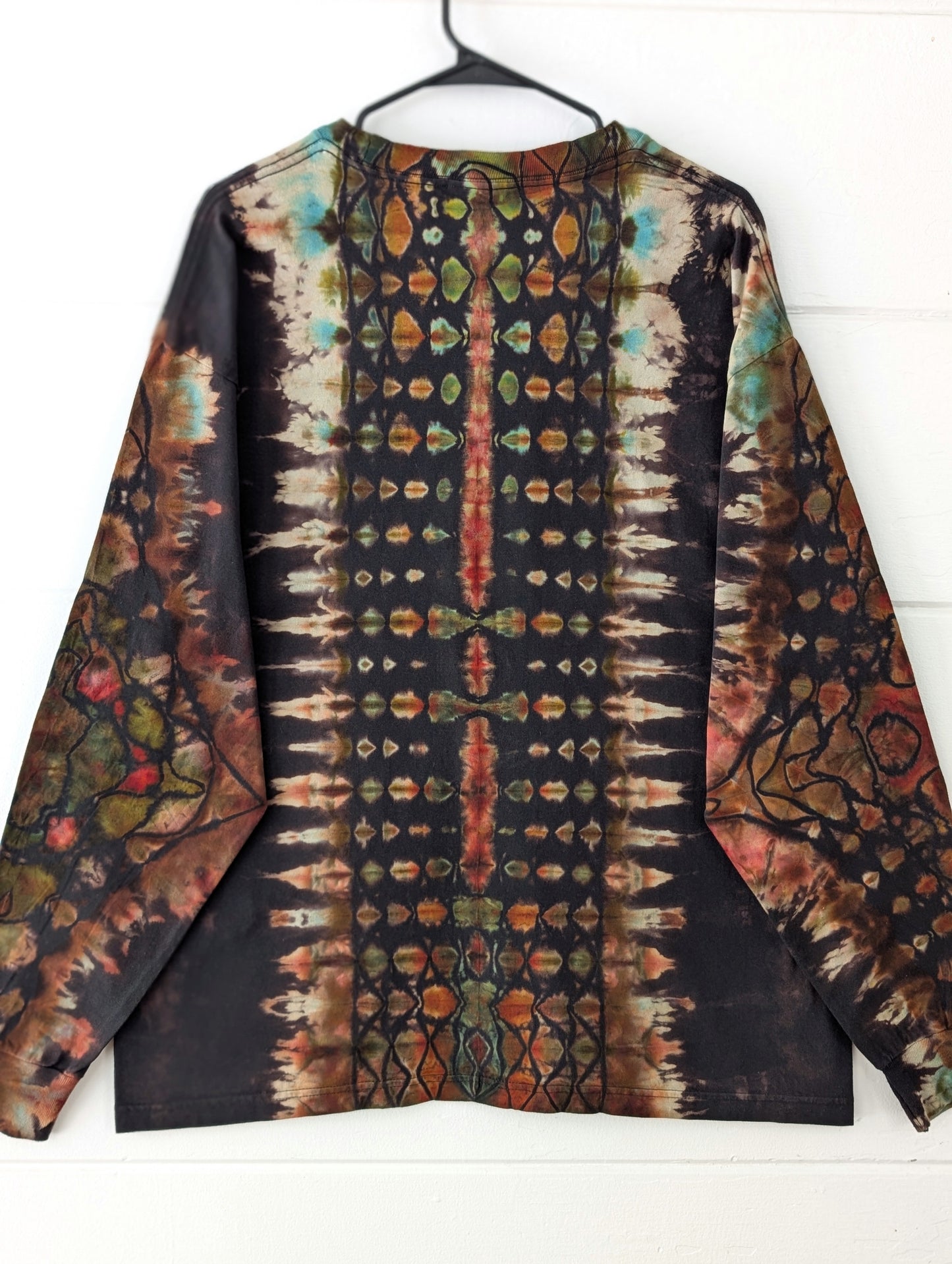 XL SACRED LONG SLEEVE