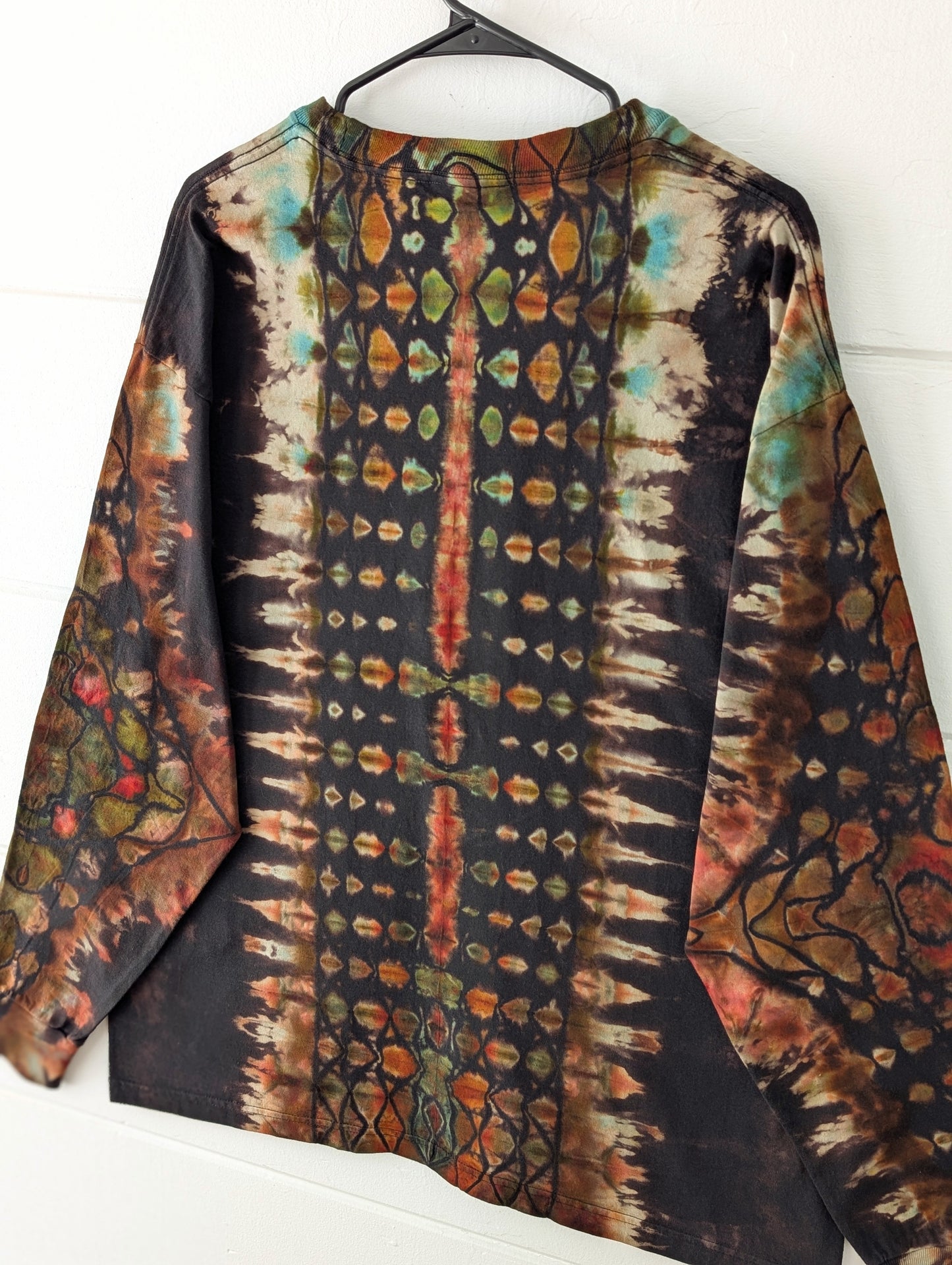 XL SACRED LONG SLEEVE