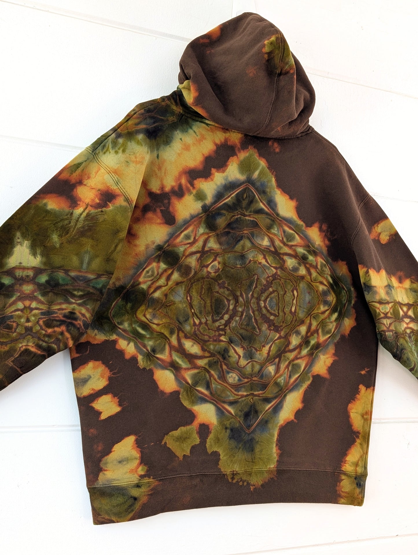 LARGE SACRED LUX HOODIE