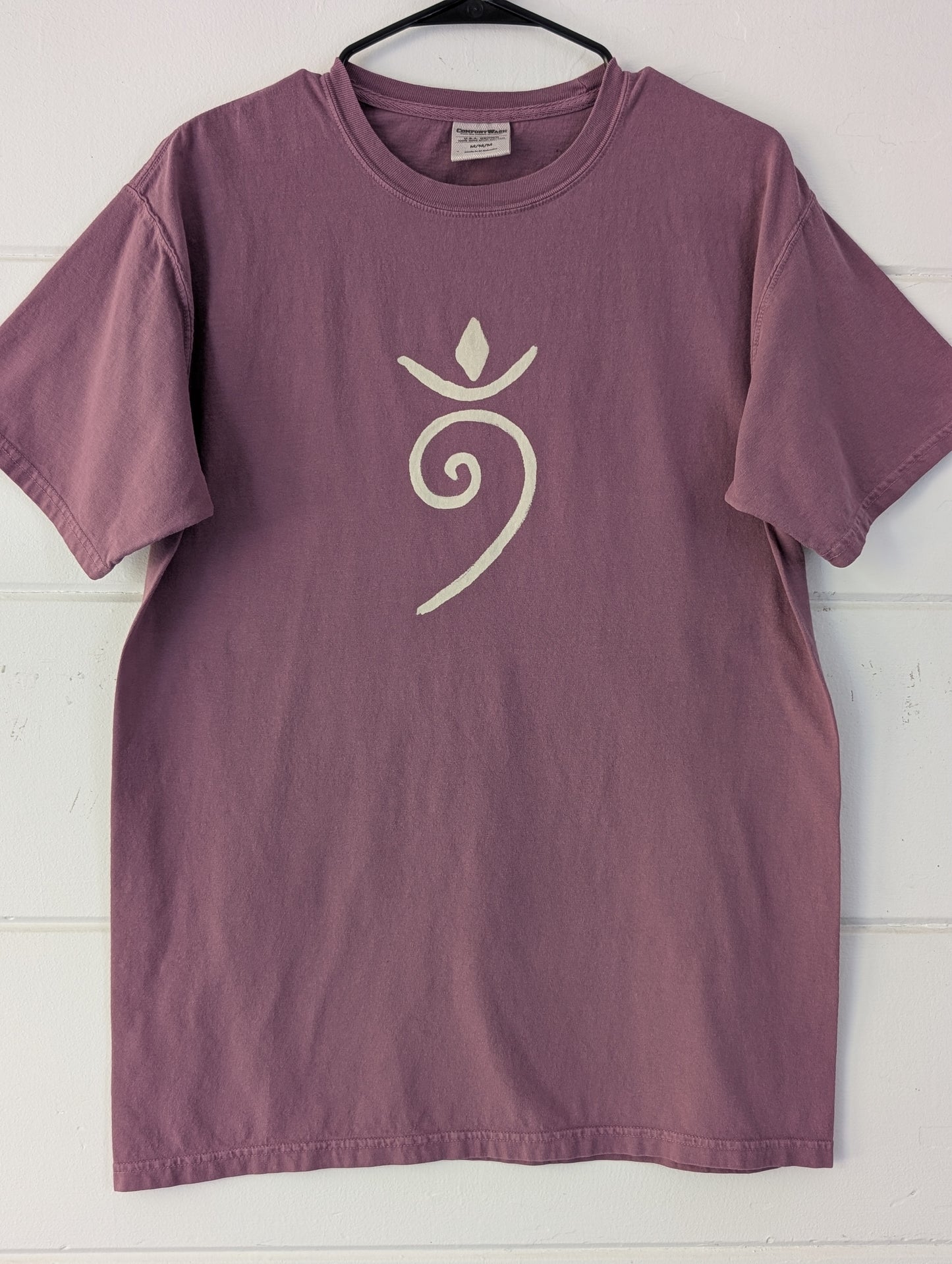 MEDIUM SACRED TEE