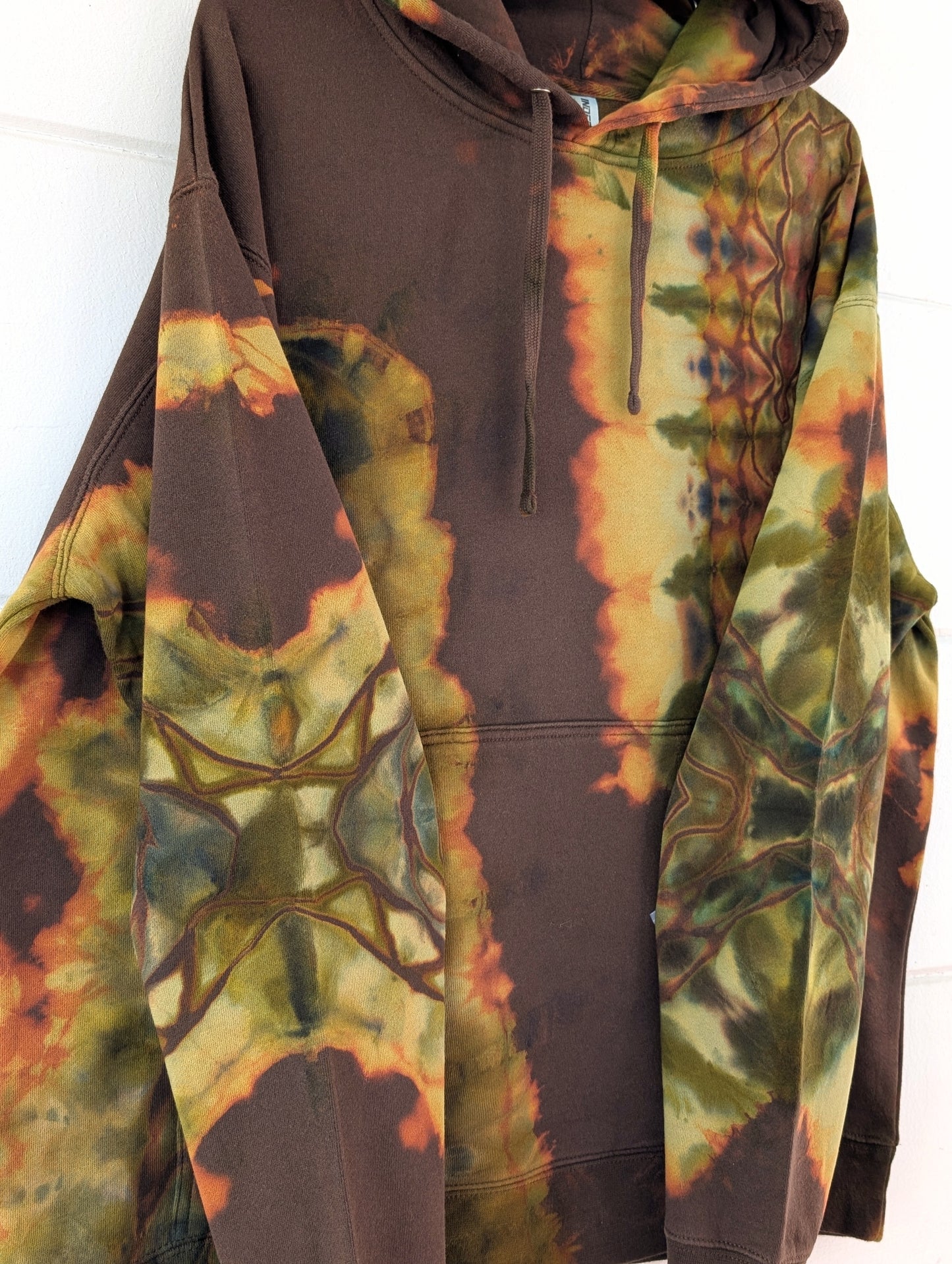 LARGE SACRED LUX HOODIE
