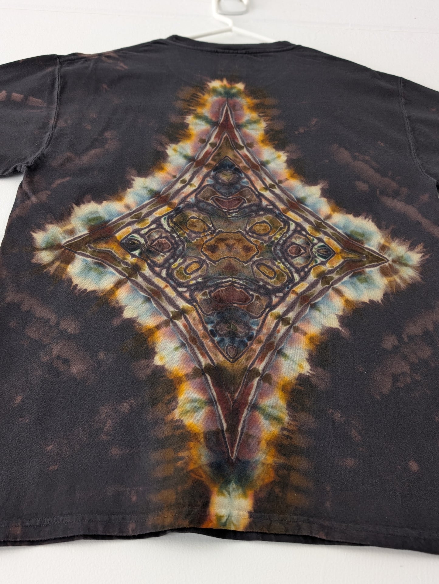 MEDIUM SACRED REVERSE