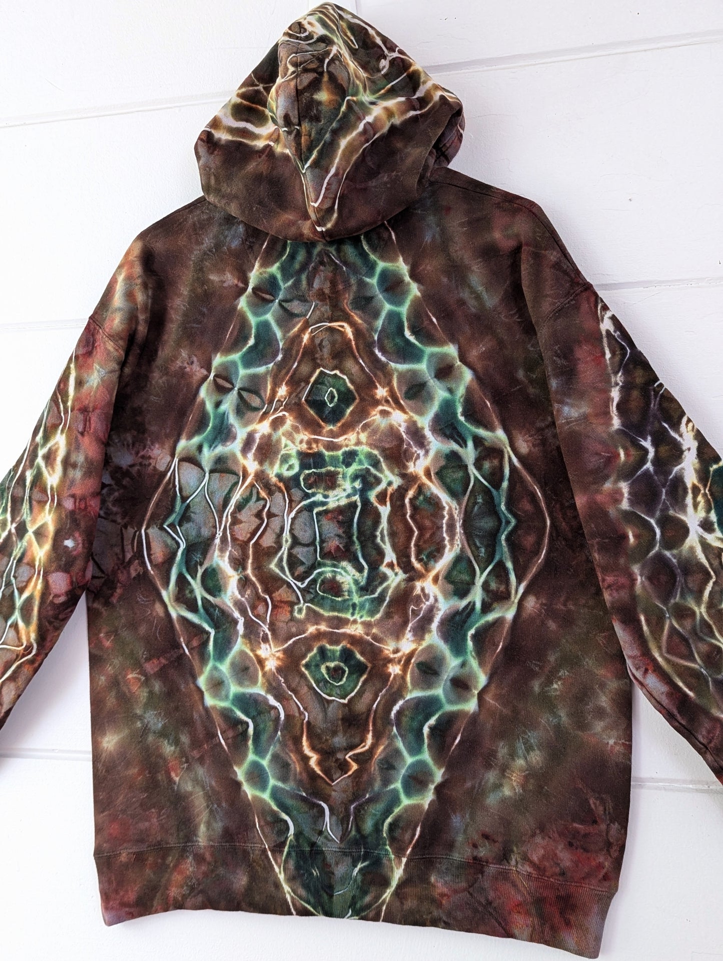 MEDIUM SACRED LUX HOODIE