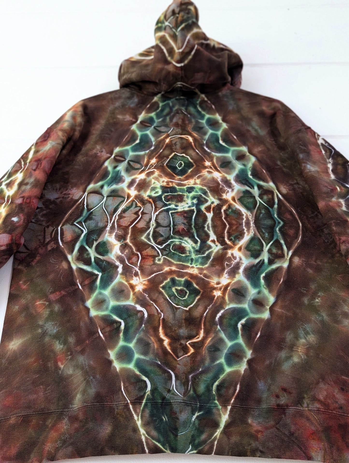 MEDIUM SACRED LUX HOODIE