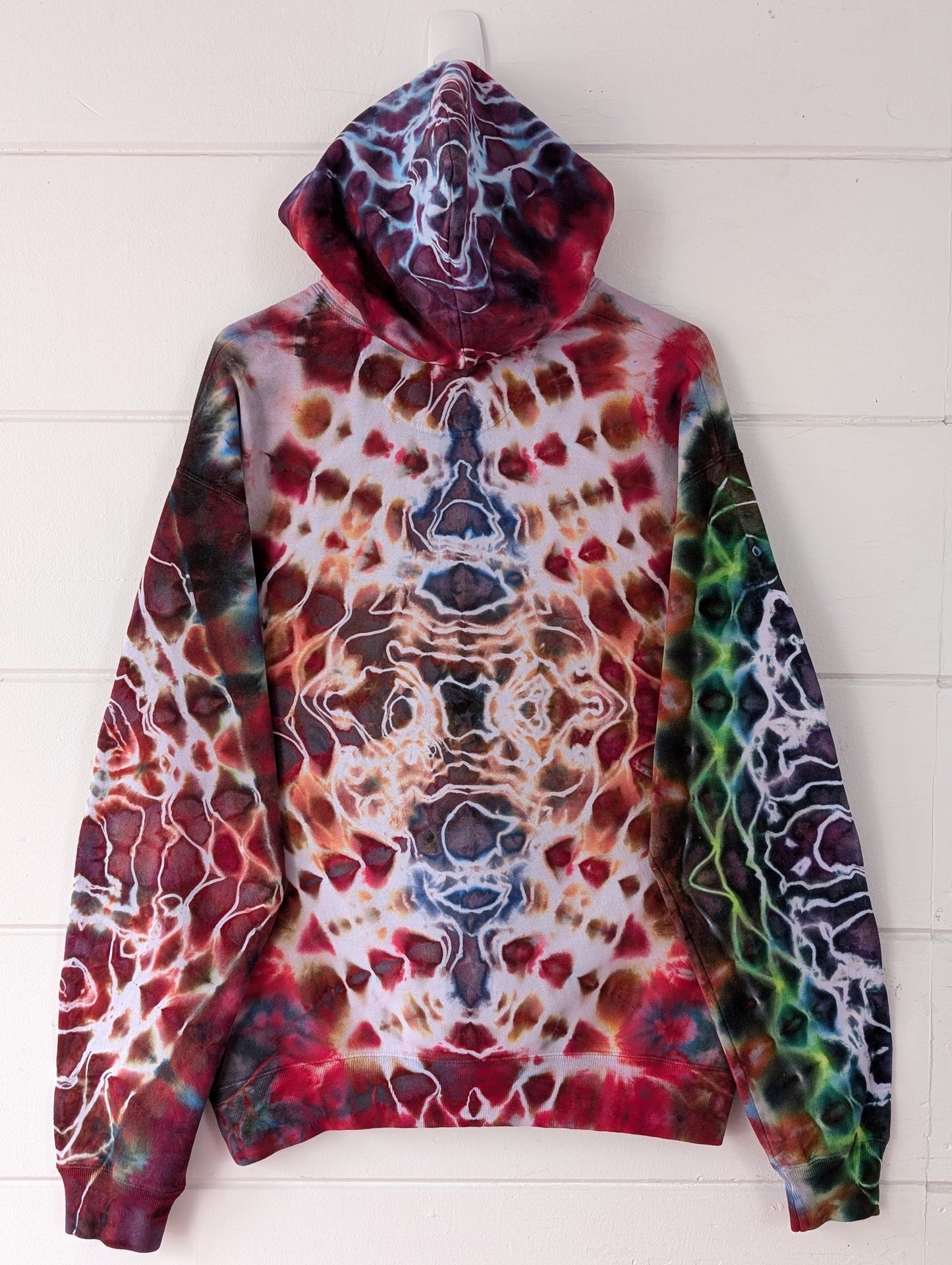 MEDIUM SACRED LUX HOODIE