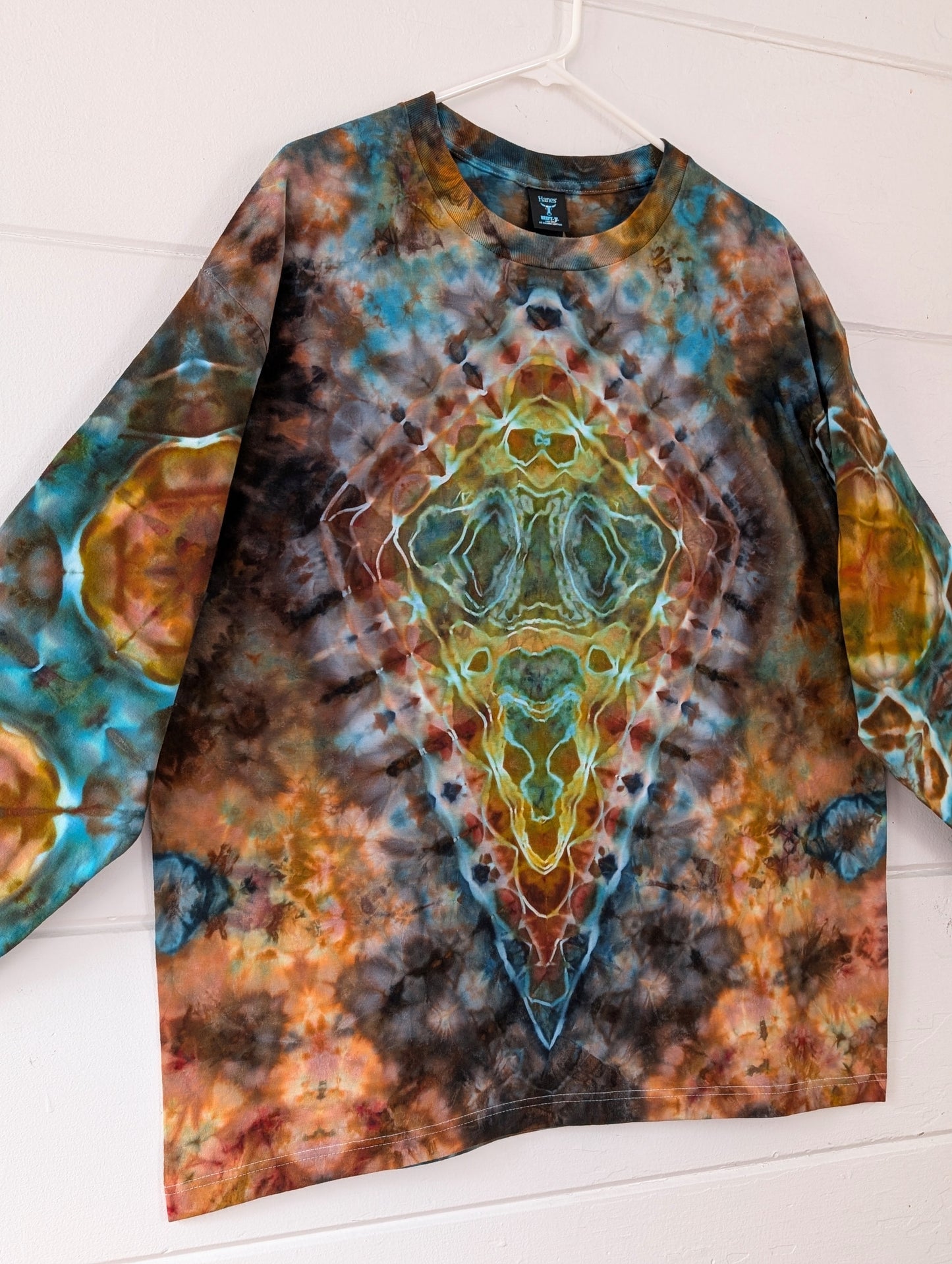 XL SACRED LONG SLEEVE