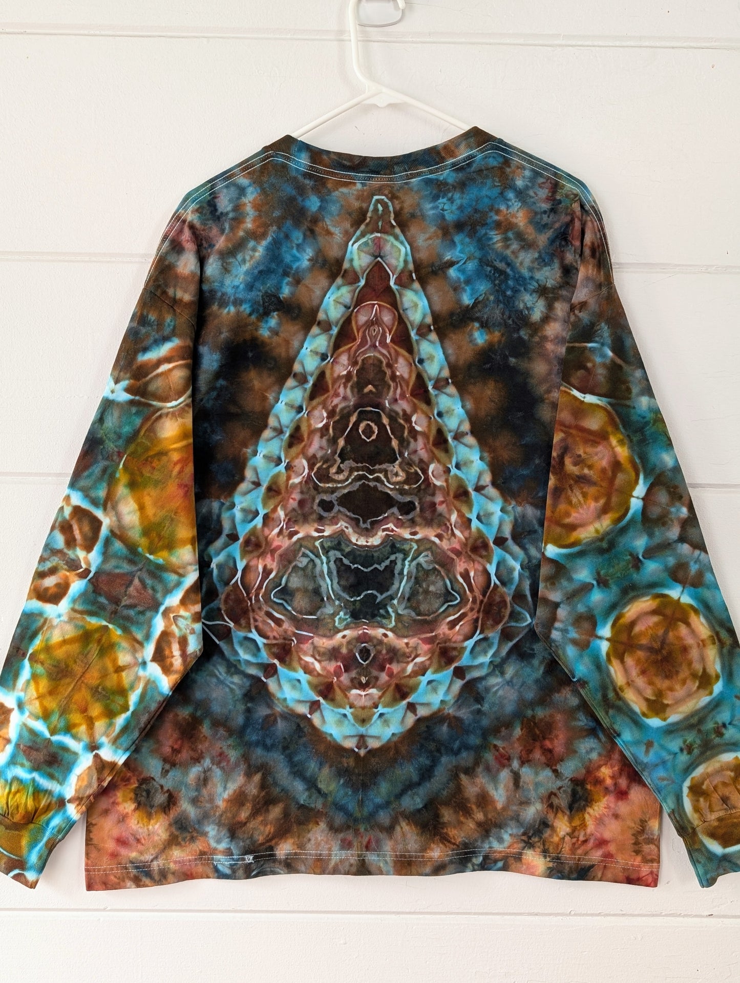 XL SACRED LONG SLEEVE