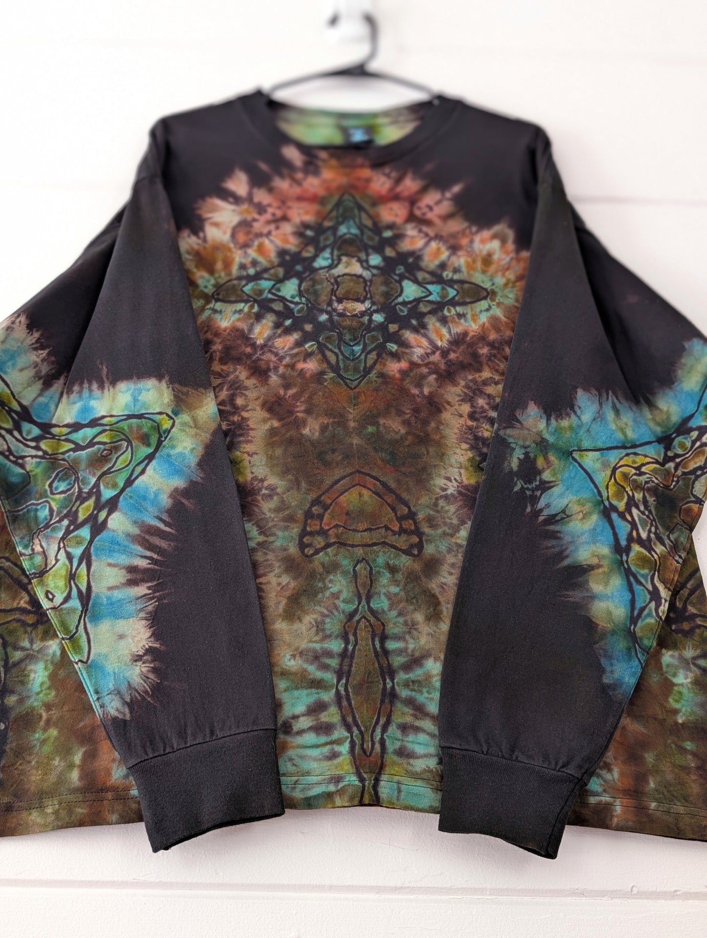 XL DOSED LONG SLEEVE