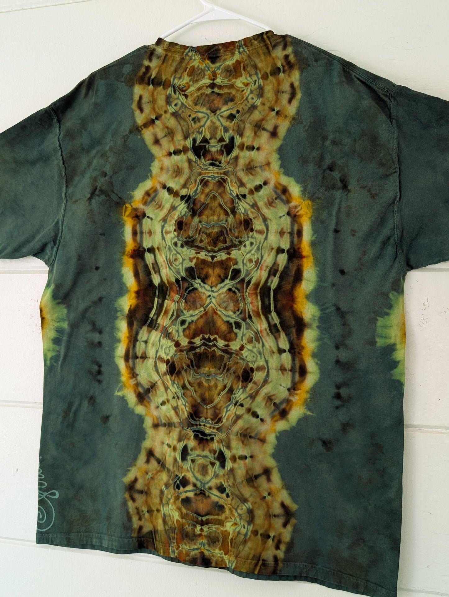 Sacred Reverse • XL