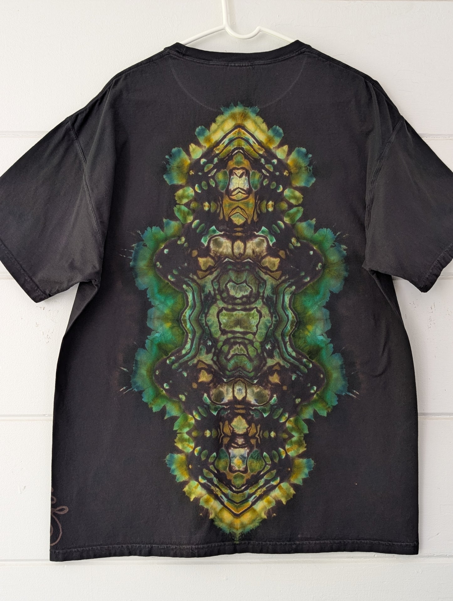 Sacred Reverse • XL