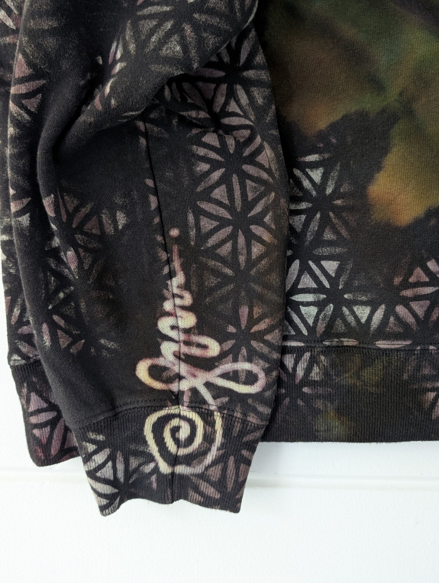 Heart Cave • 2XL
