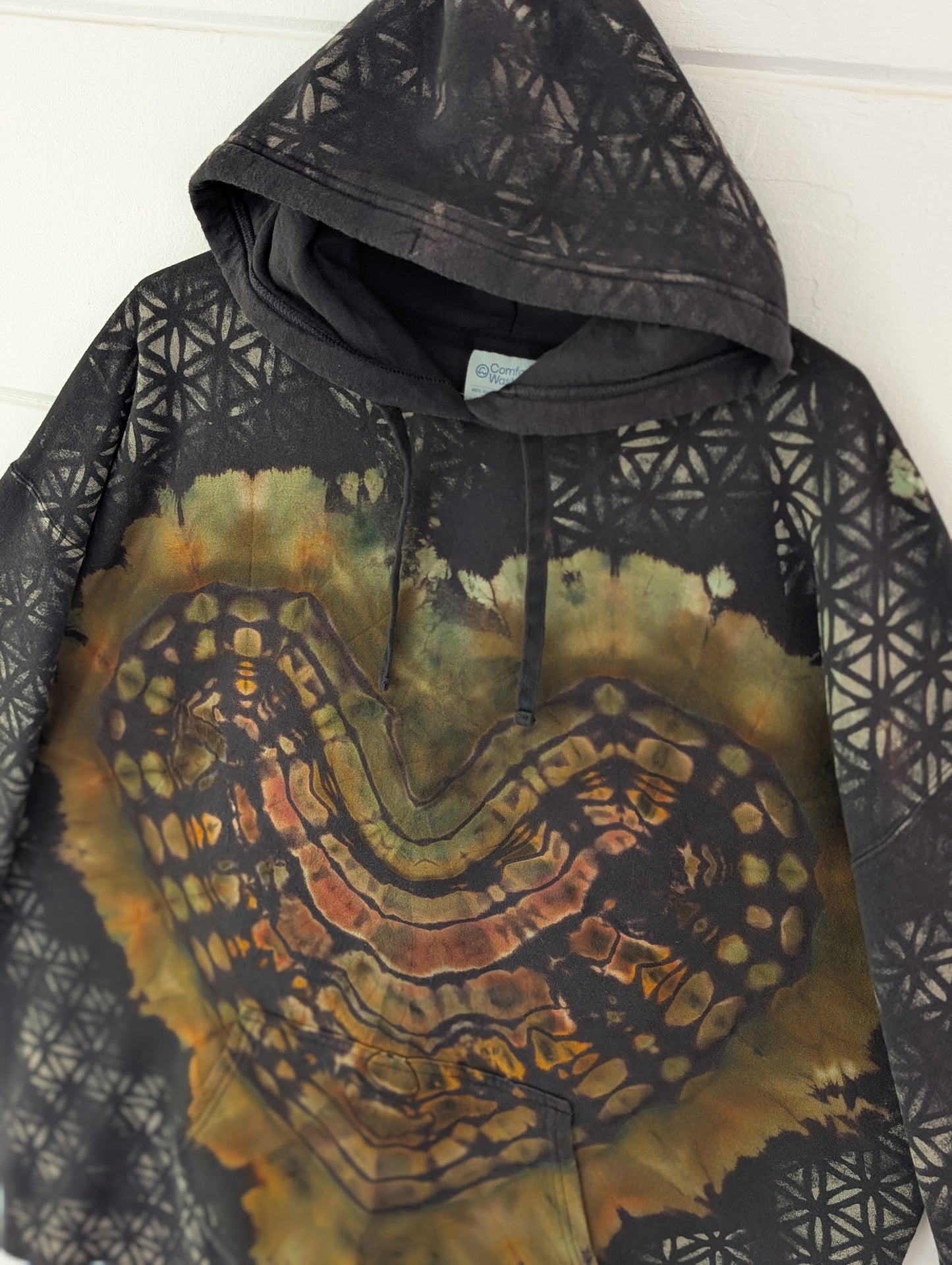 Heart Cave • XL