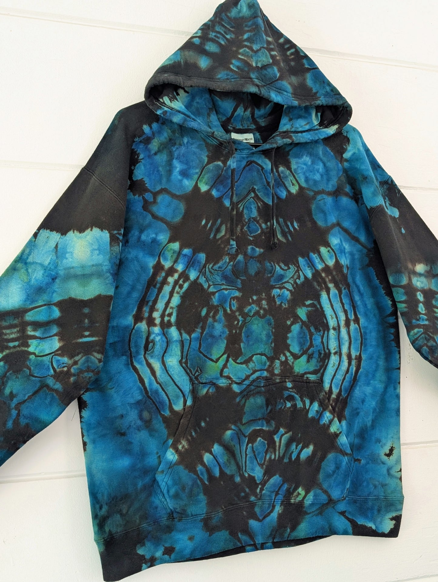 MEDIUM OG HOODIE
