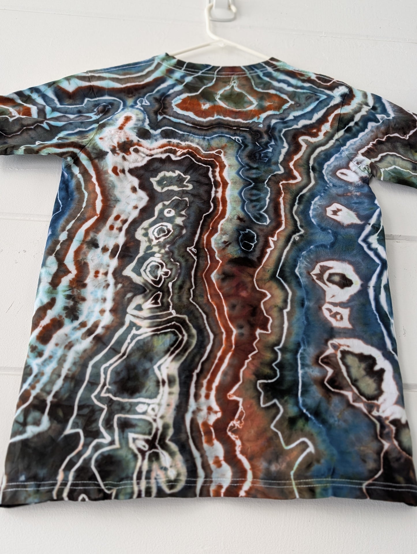 SMALL SACRED × AWAKE.HAPPY