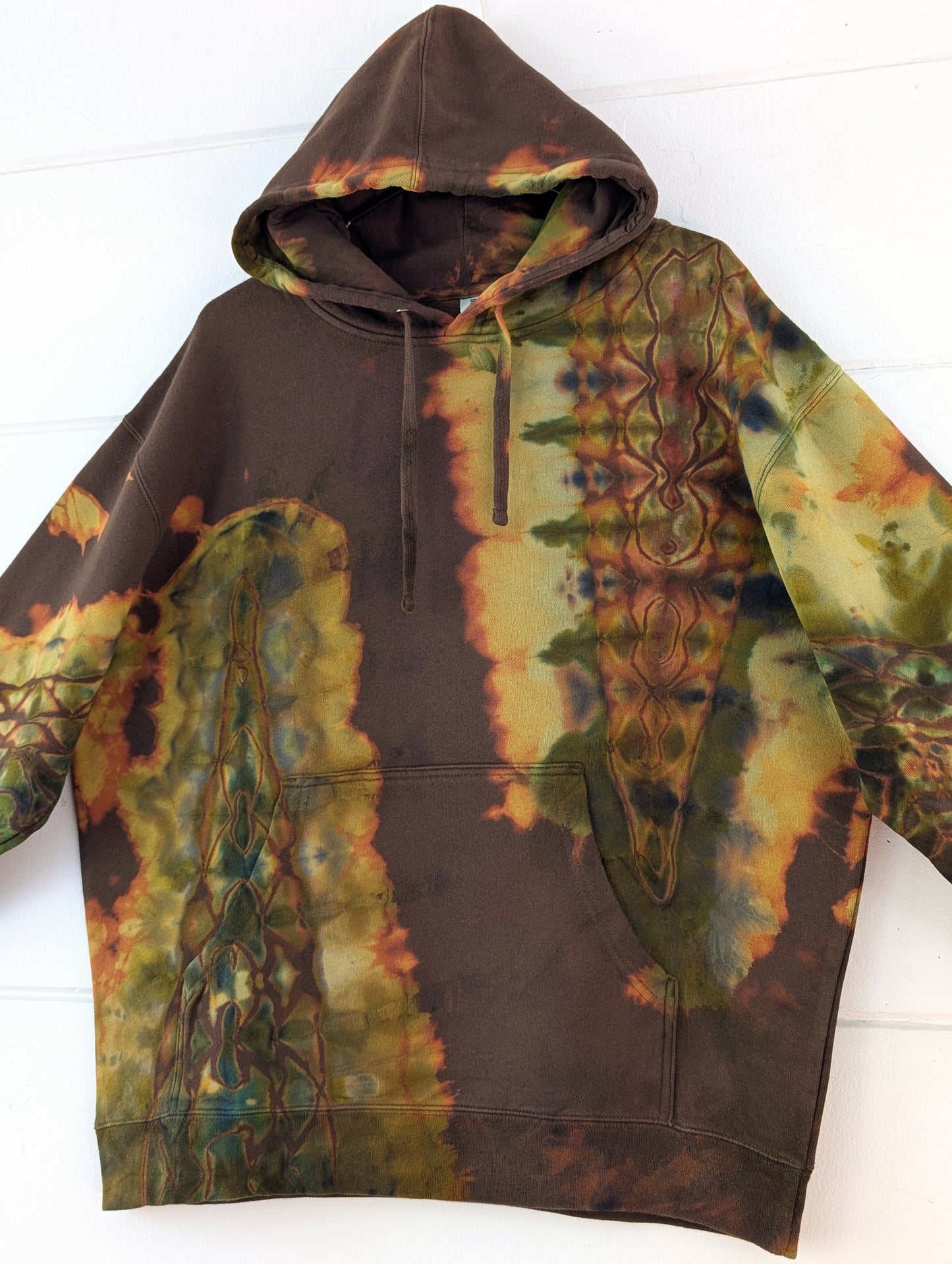LARGE SACRED LUX HOODIE