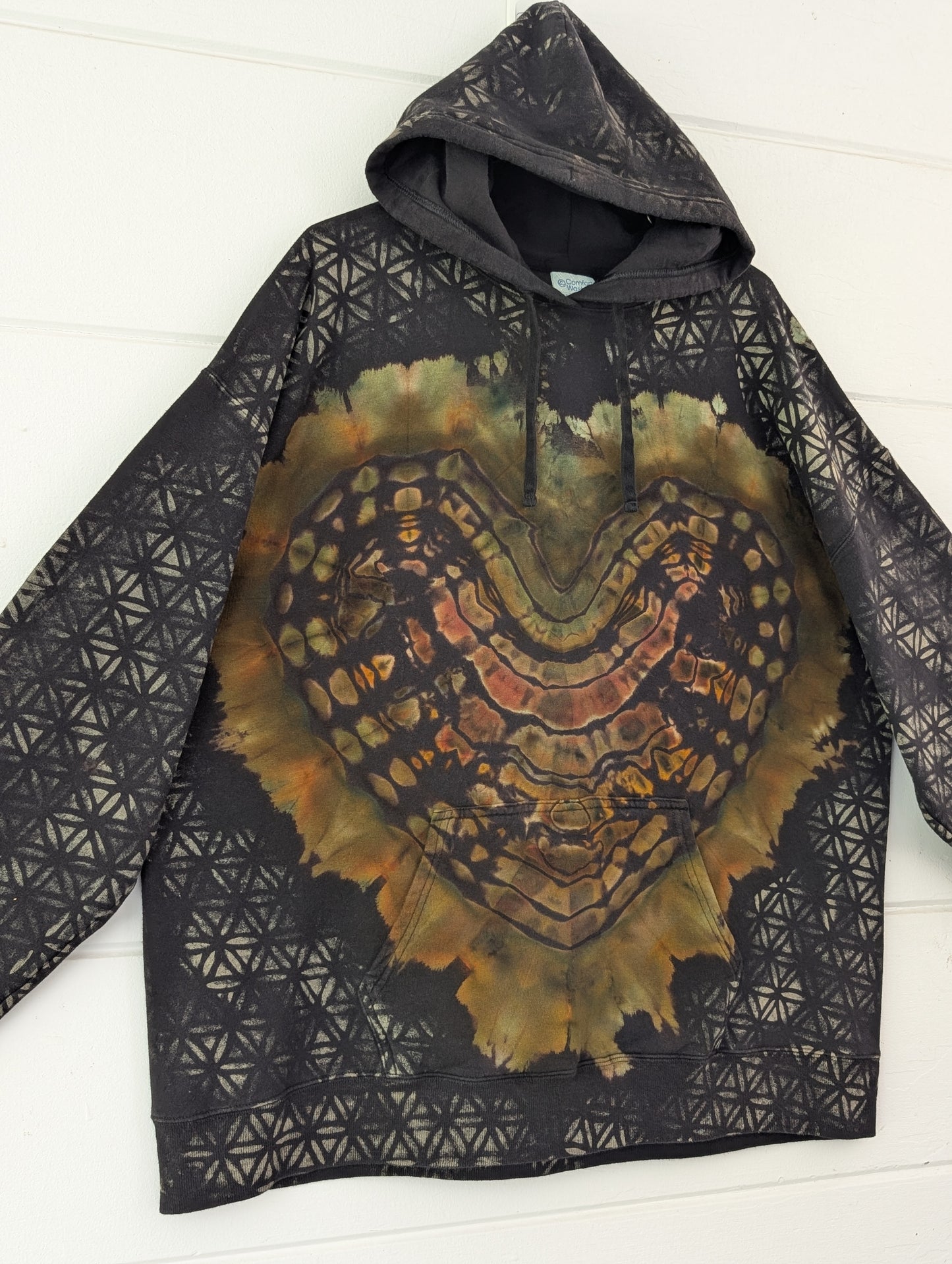 Heart Cave • XL