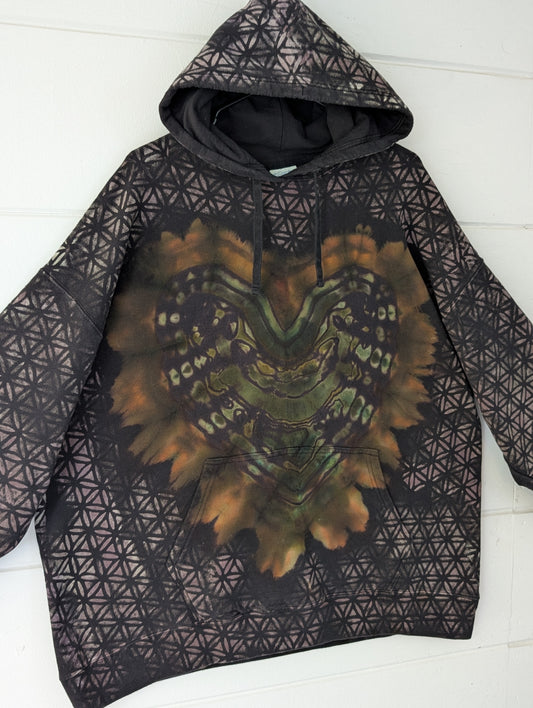 Heart Cave • 2XL