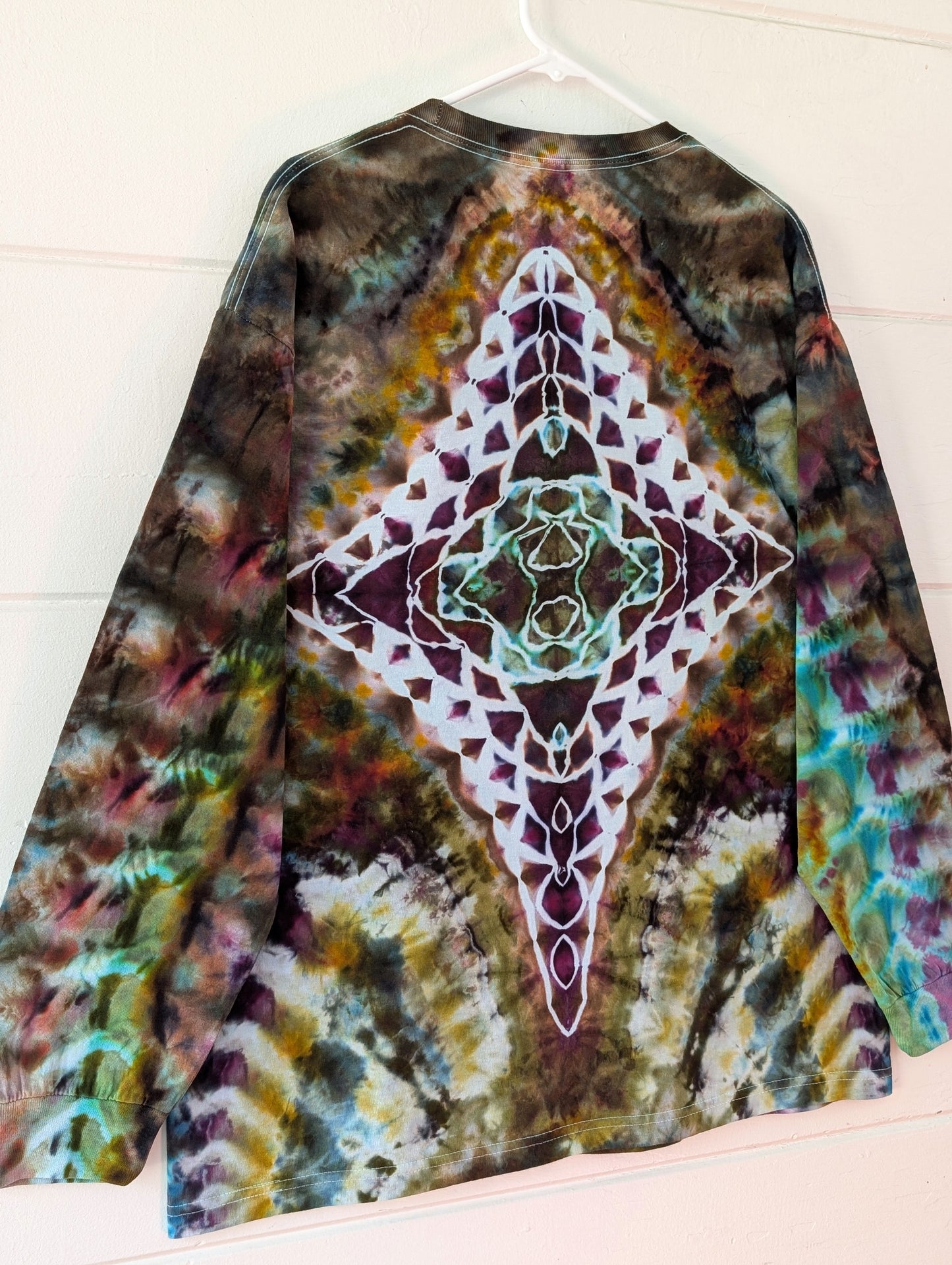 XL SACRED LONG SLEEVE