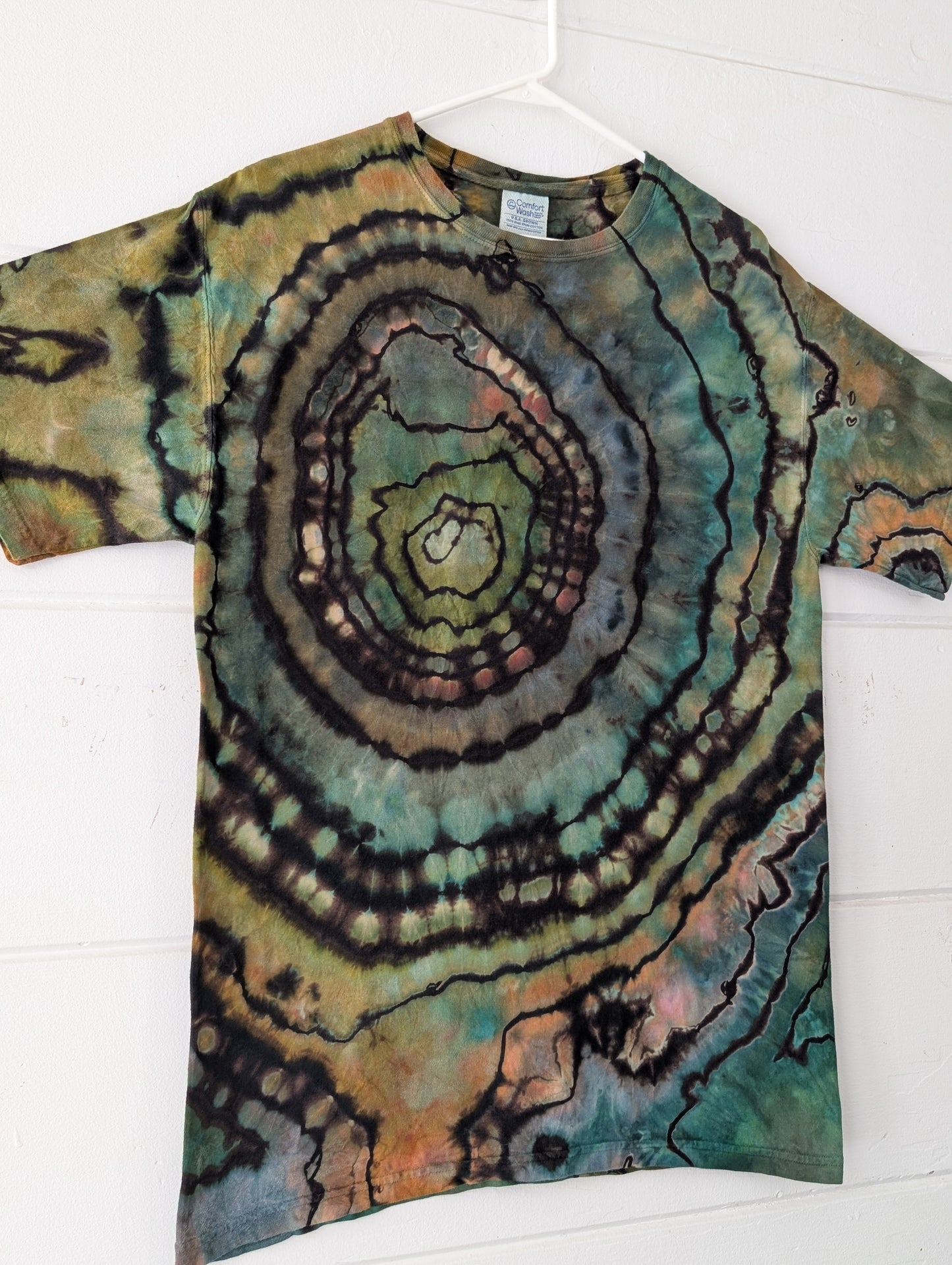 MEDIUM REVERSE GEODE