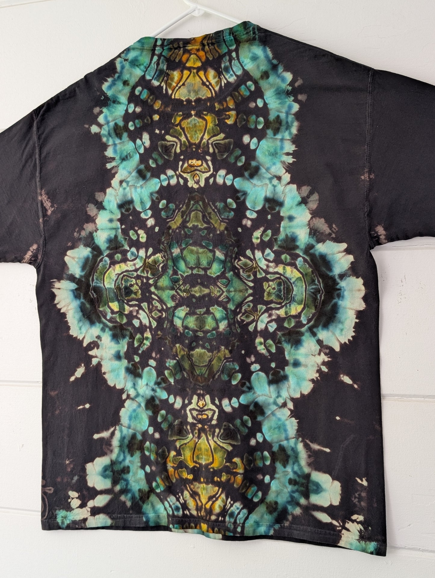 Sacred Reverse • XL