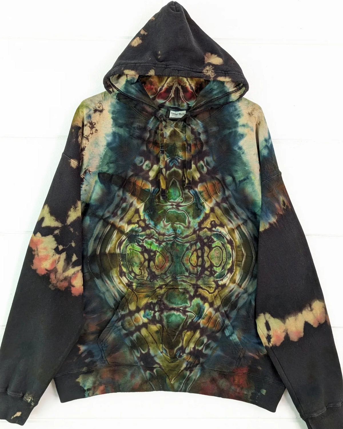 MYSTERY MINIMAL HOODIE