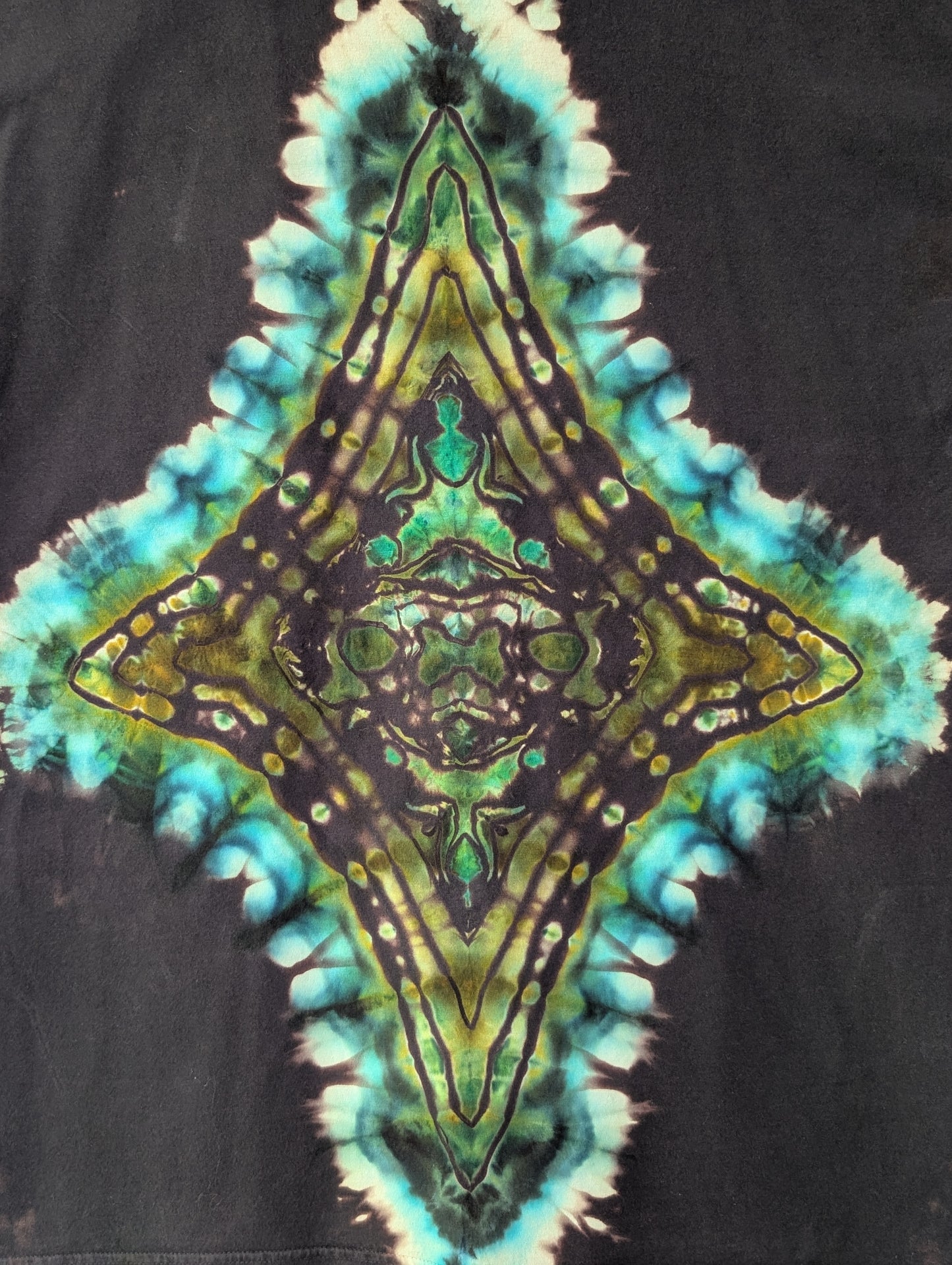 Sacred Reverse • XL
