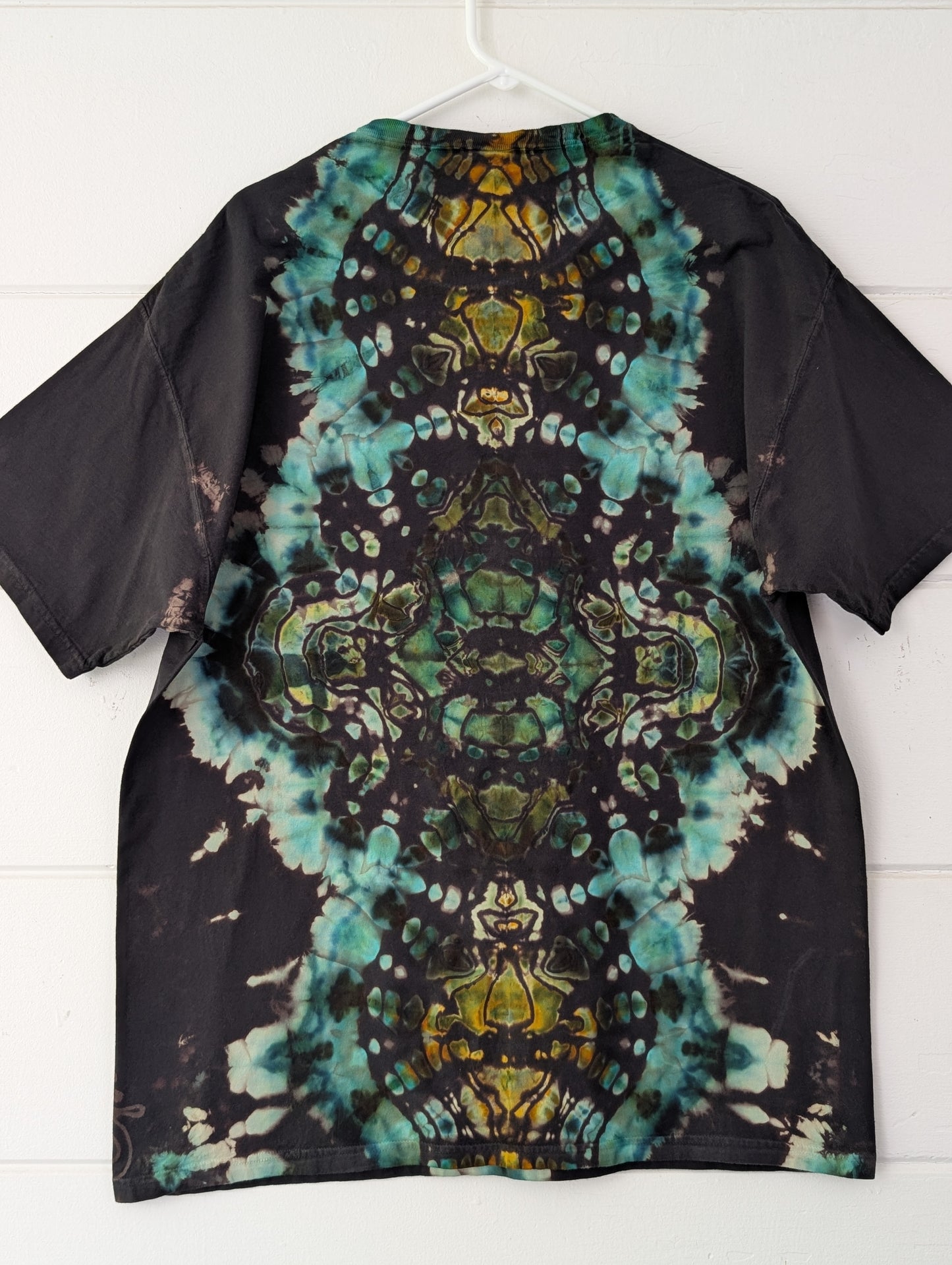 Sacred Reverse • XL