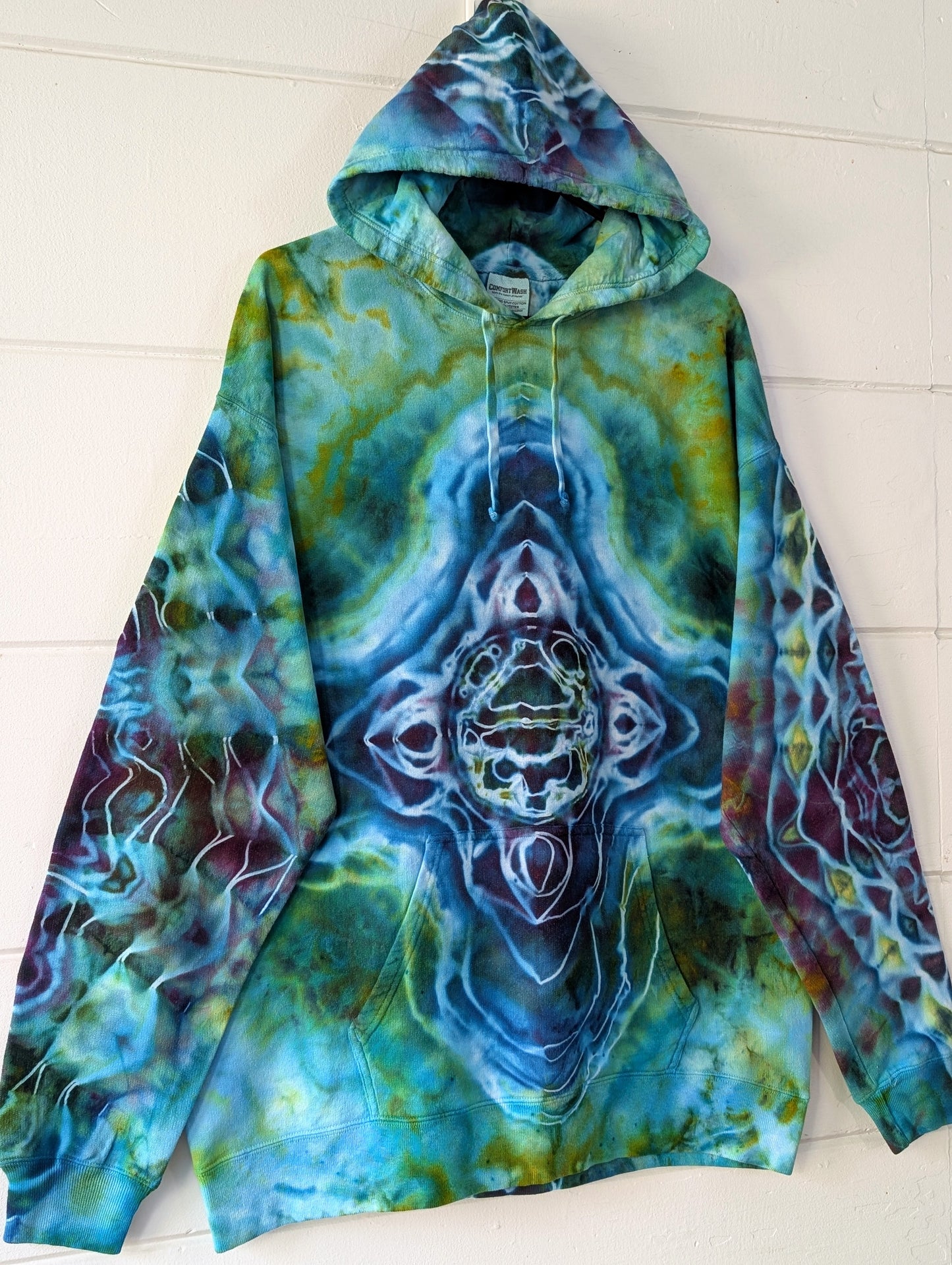 LARGE SACRED LUX HOODIE