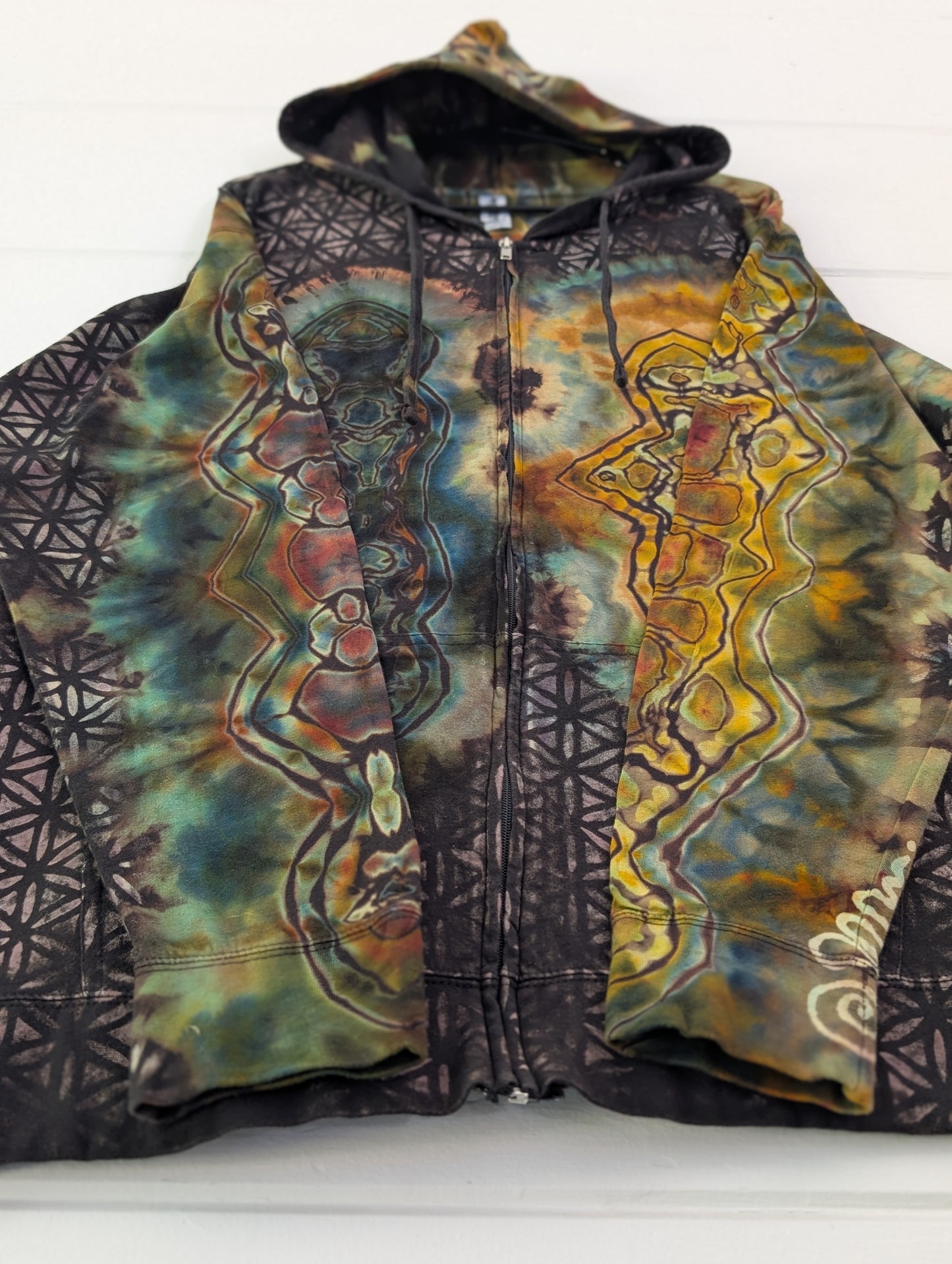 Lightweight Zip Up • 2XL