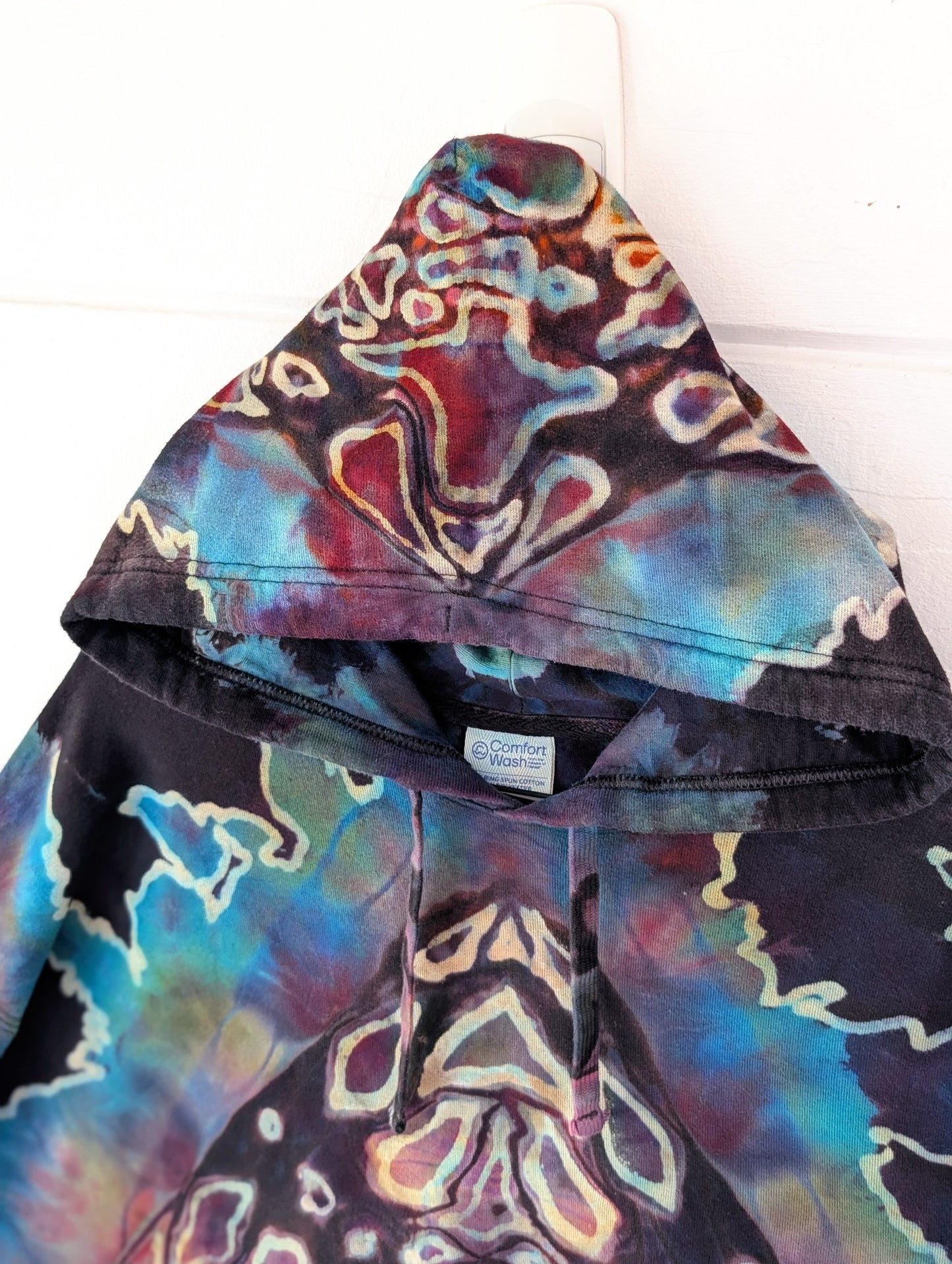 LARGE VISIONARY HOODIE