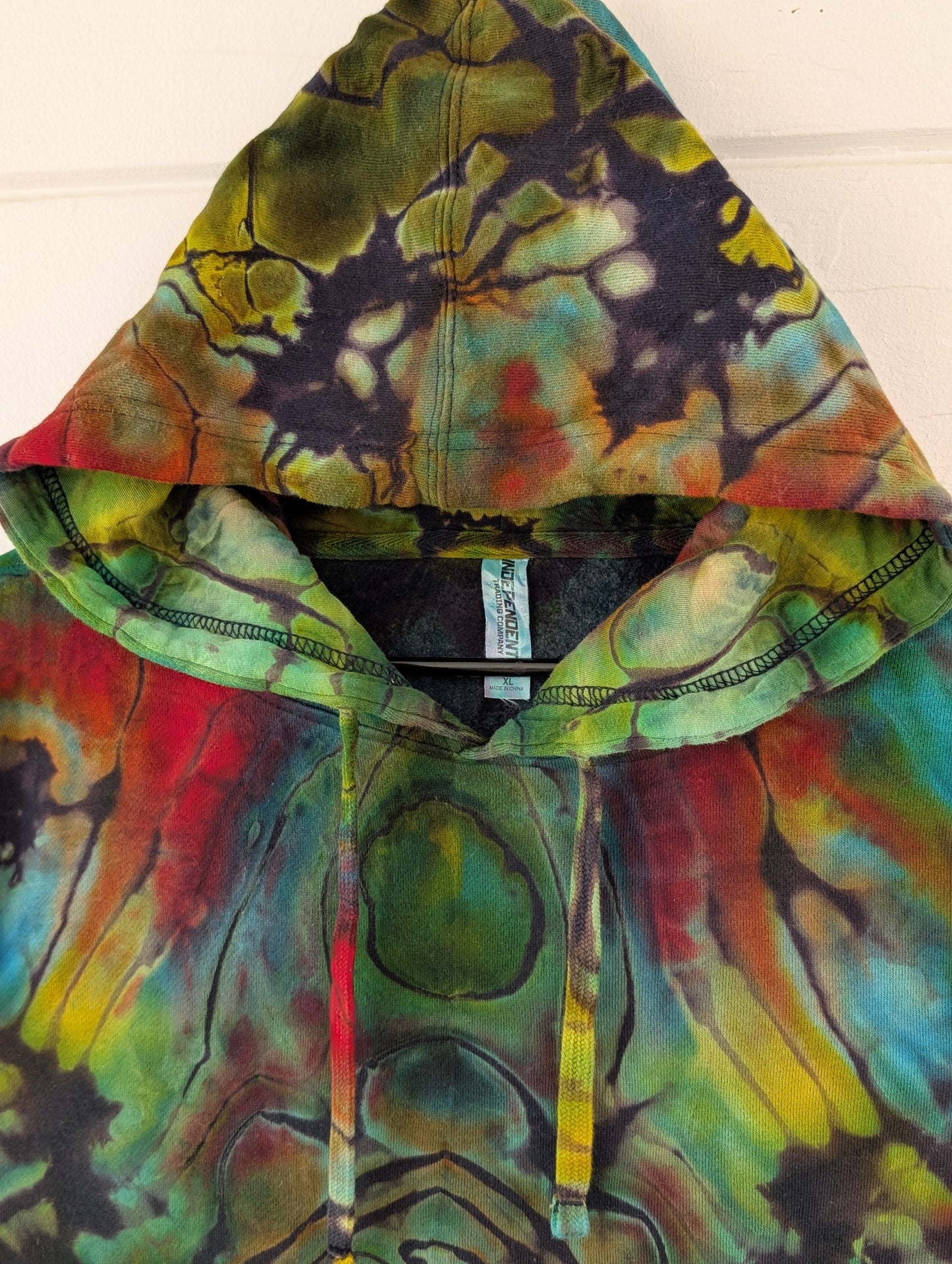 XL MANDALA HOODIE :: fนll ʂ℘ɛƈɬཞųɱ