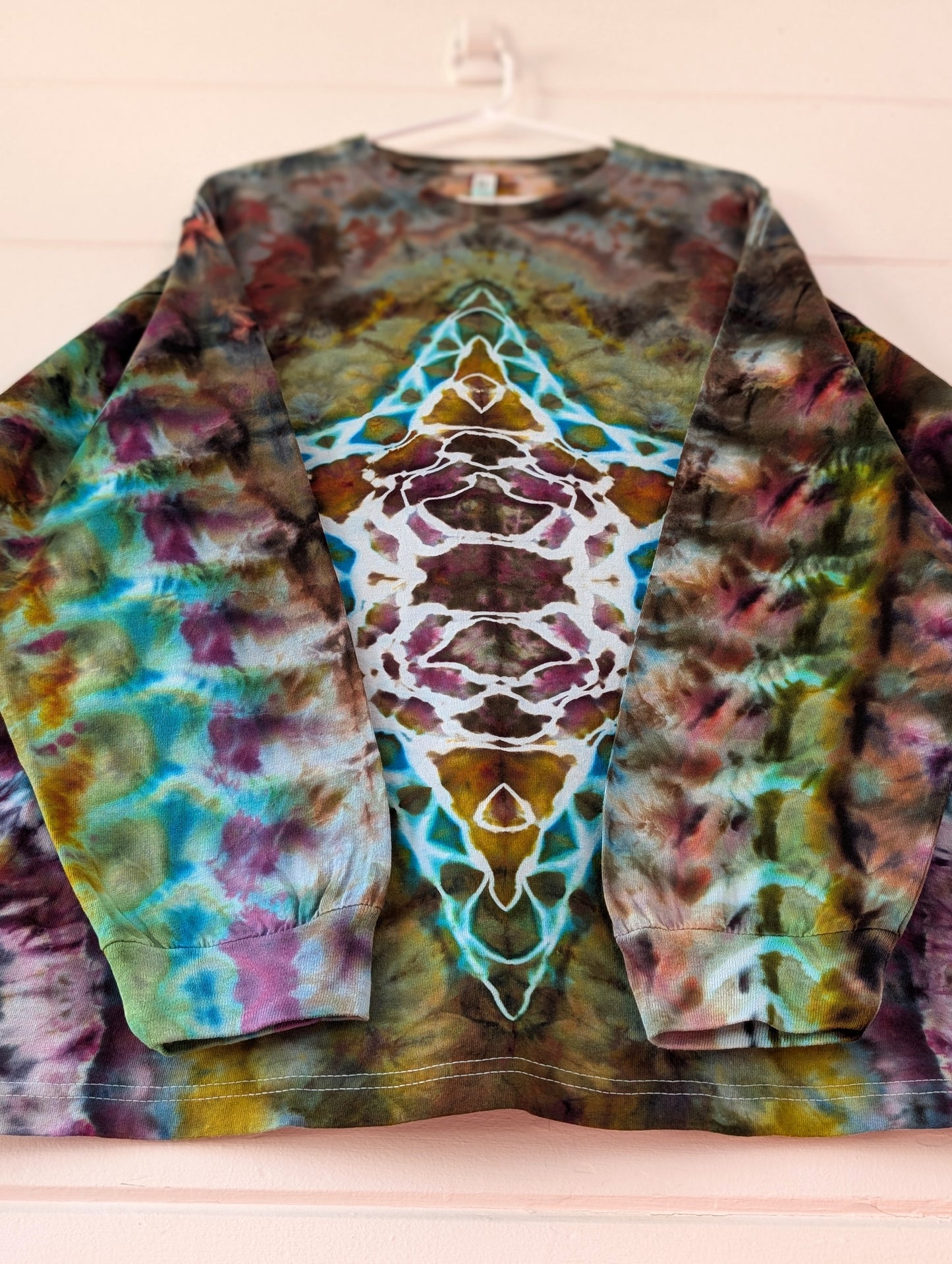 XL SACRED LONG SLEEVE