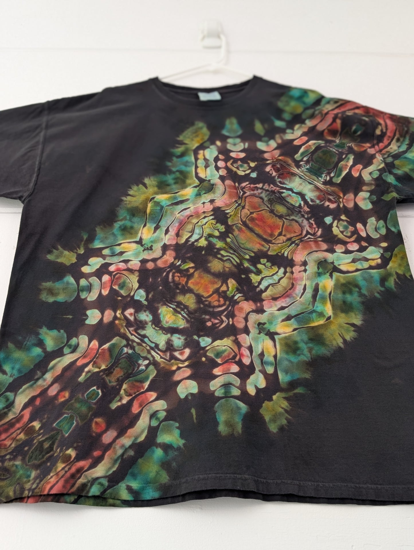 Sacred Reverse • 2XL