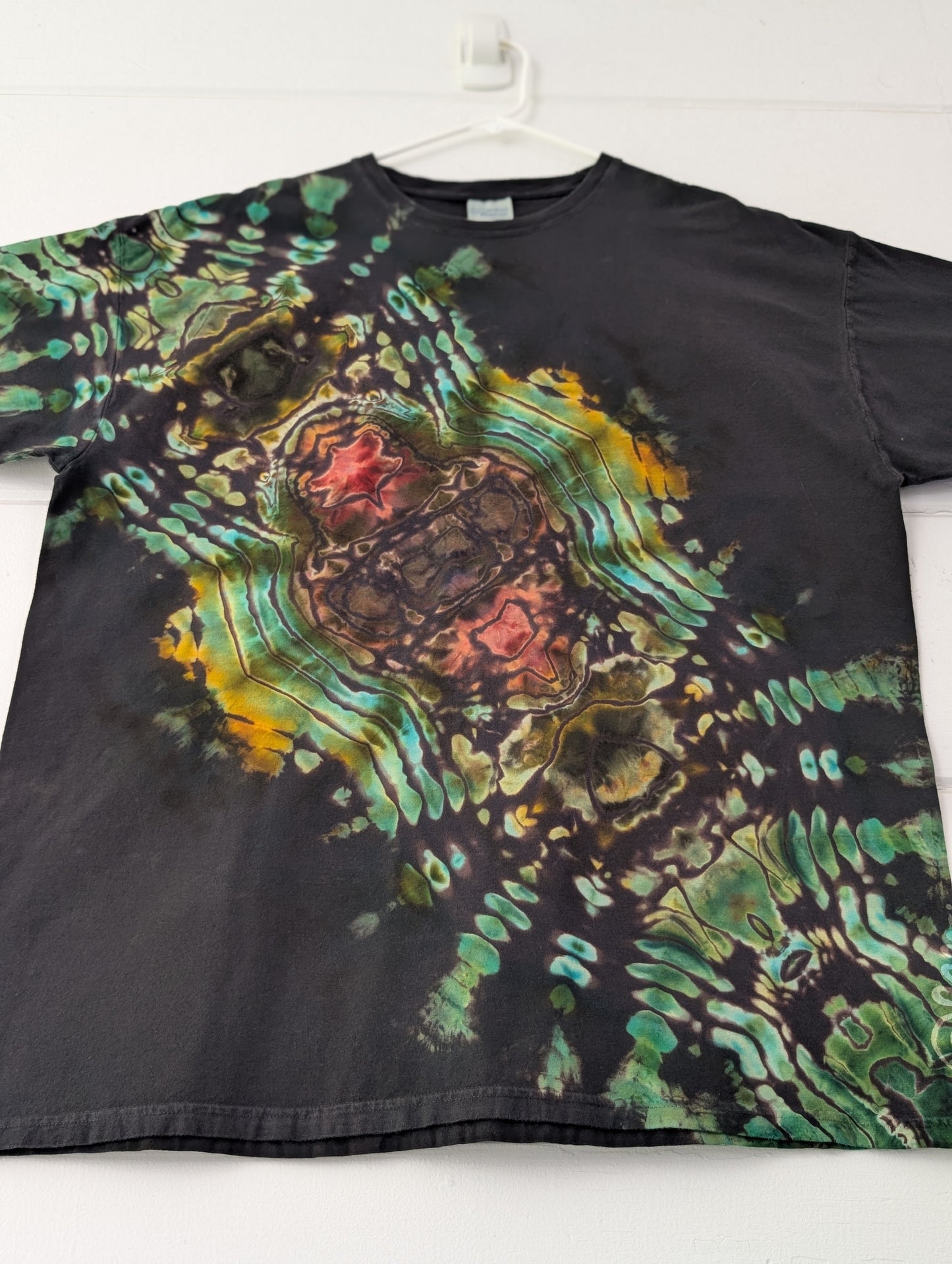 Sacred Reverse • 2XL