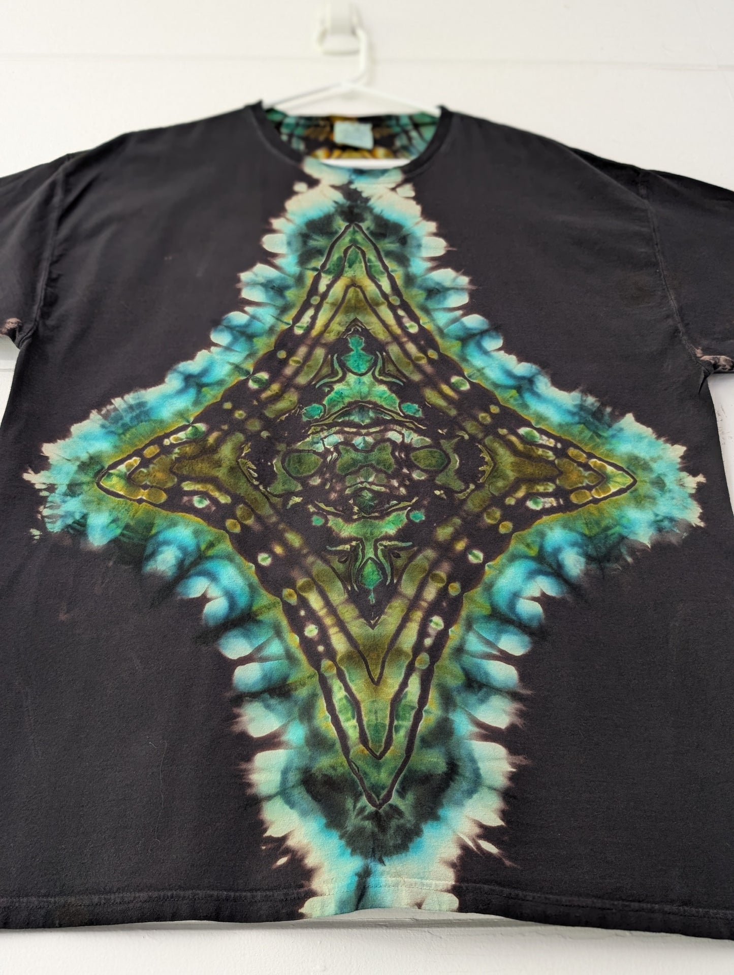 Sacred Reverse • XL
