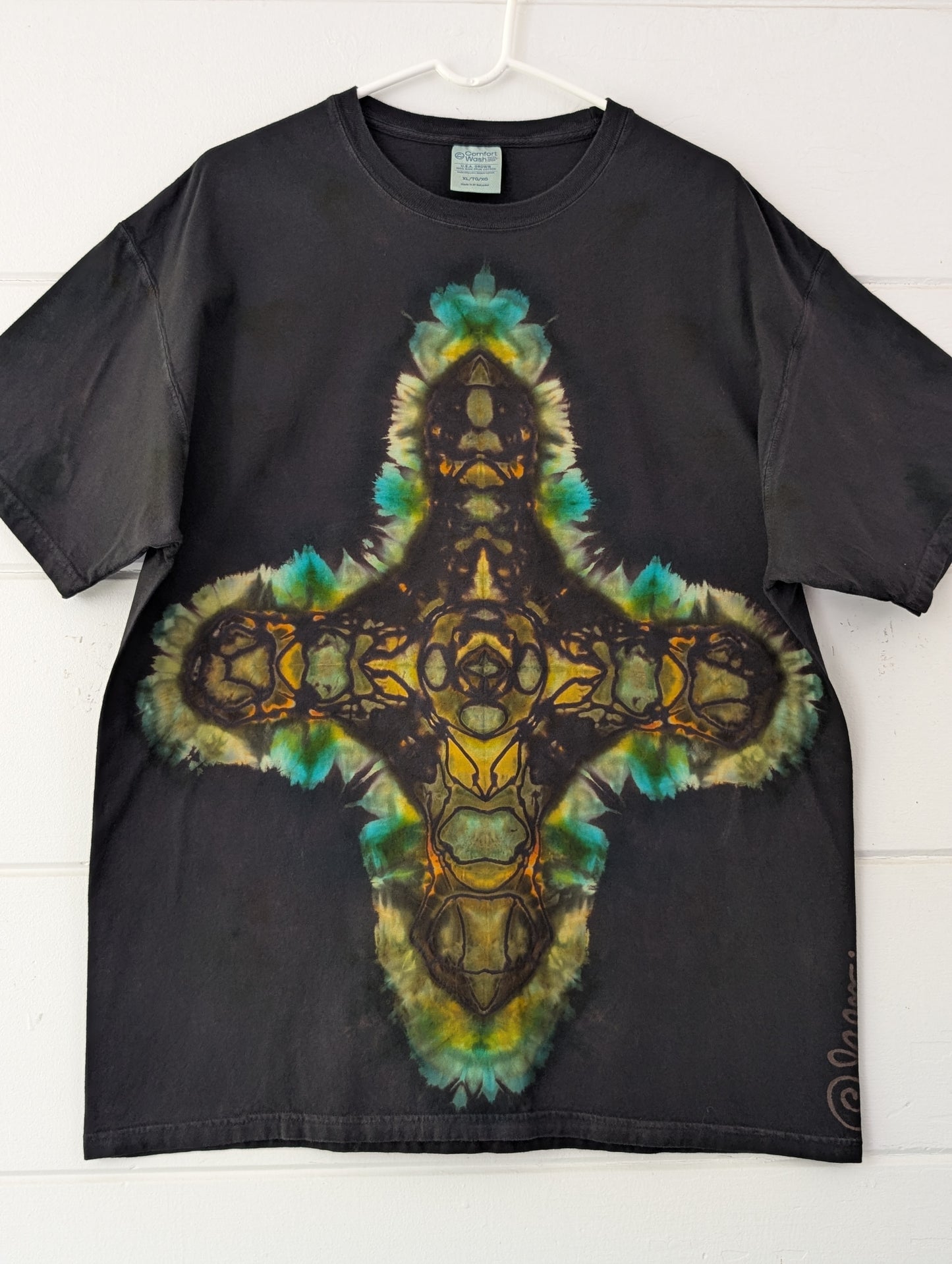 Sacred Reverse • XL
