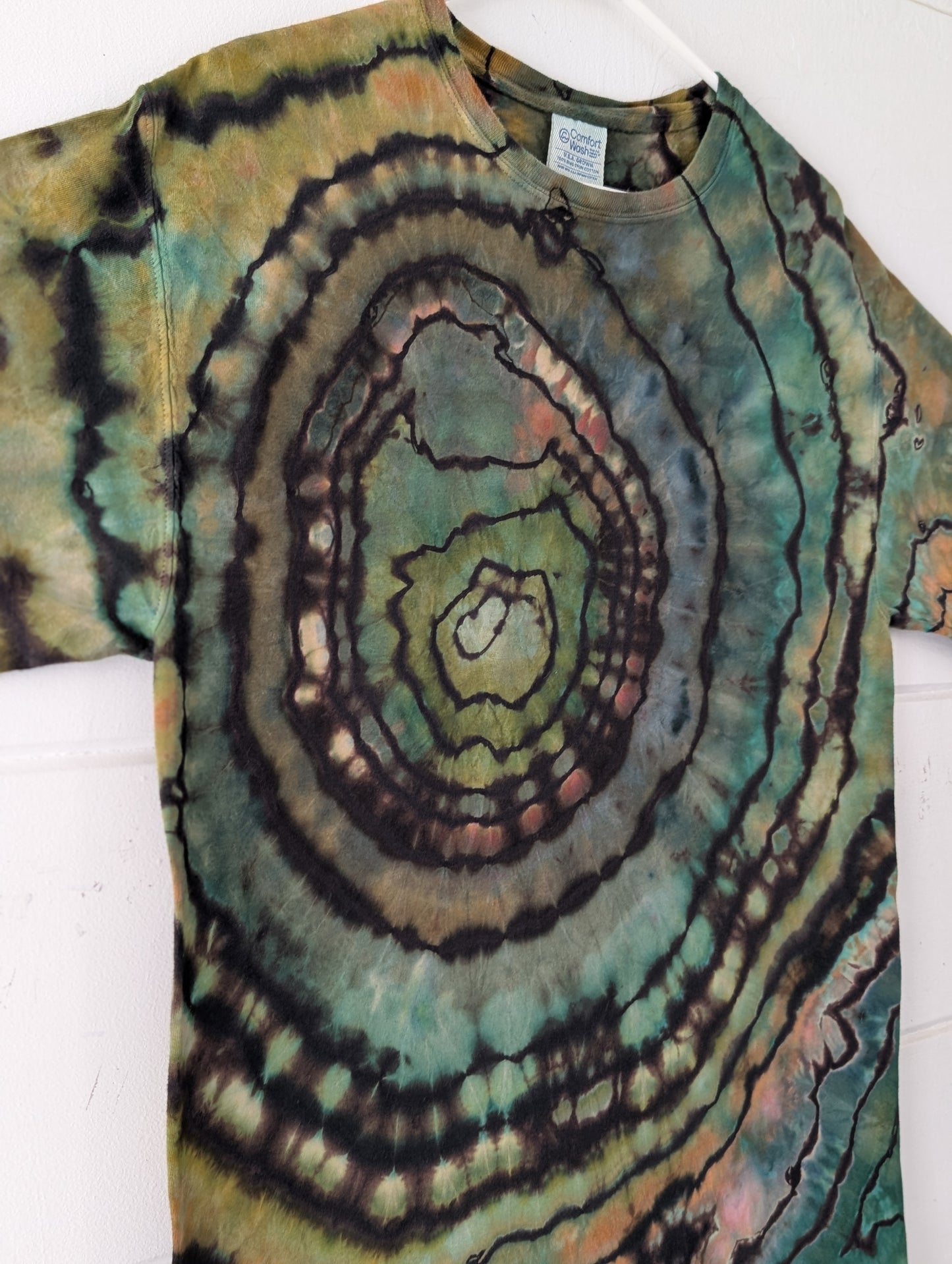 MEDIUM REVERSE GEODE