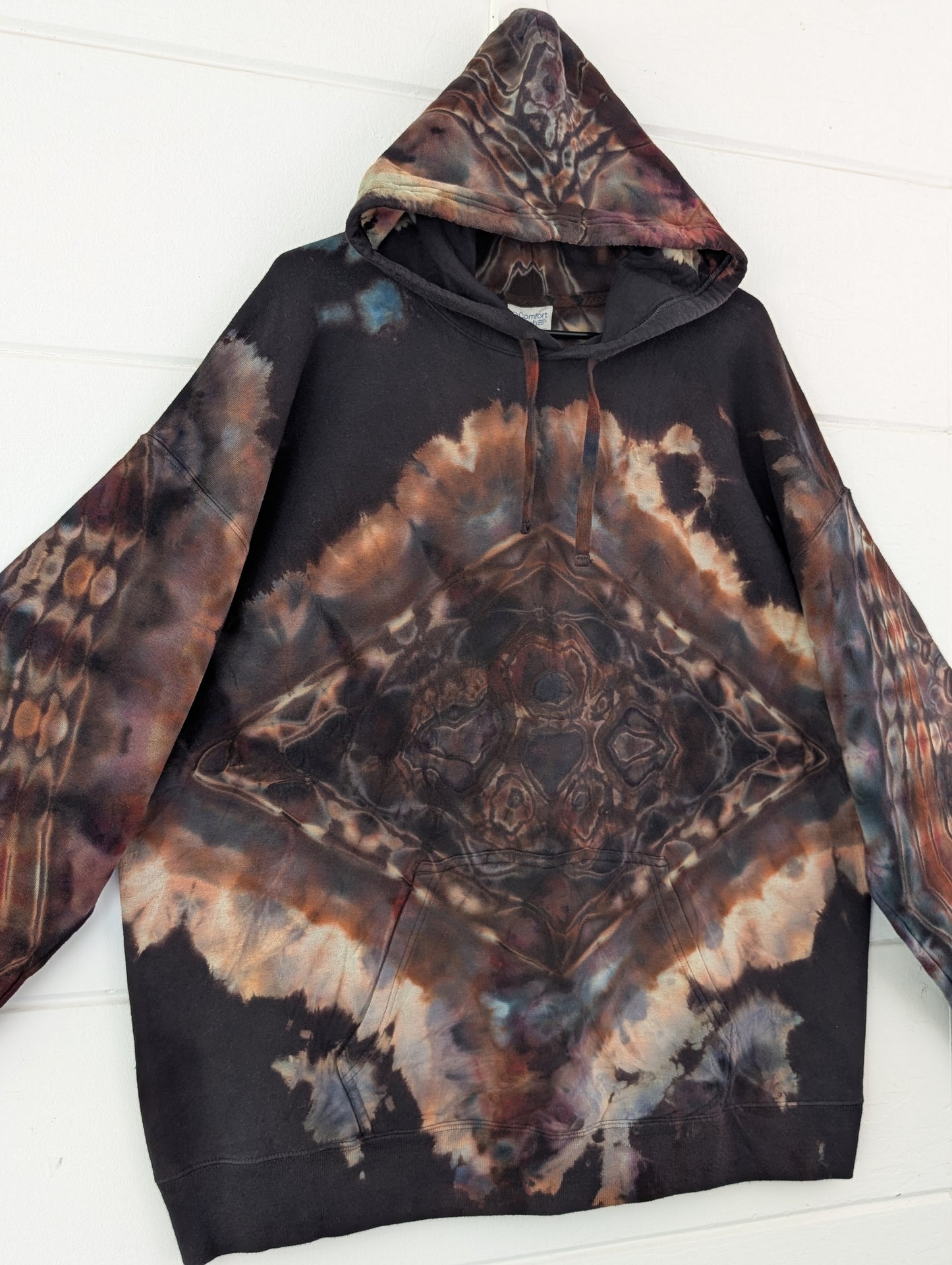 OG Lux Hoodie • XL