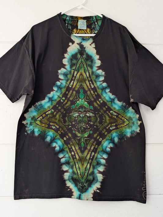 Sacred Reverse • XL