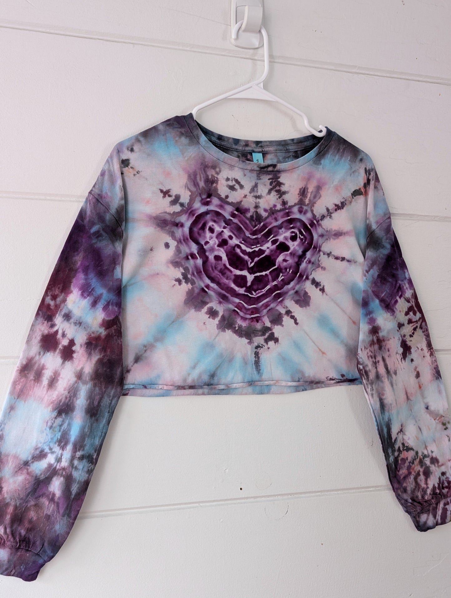 MEDIUM CROPPED LONG SLEEVE