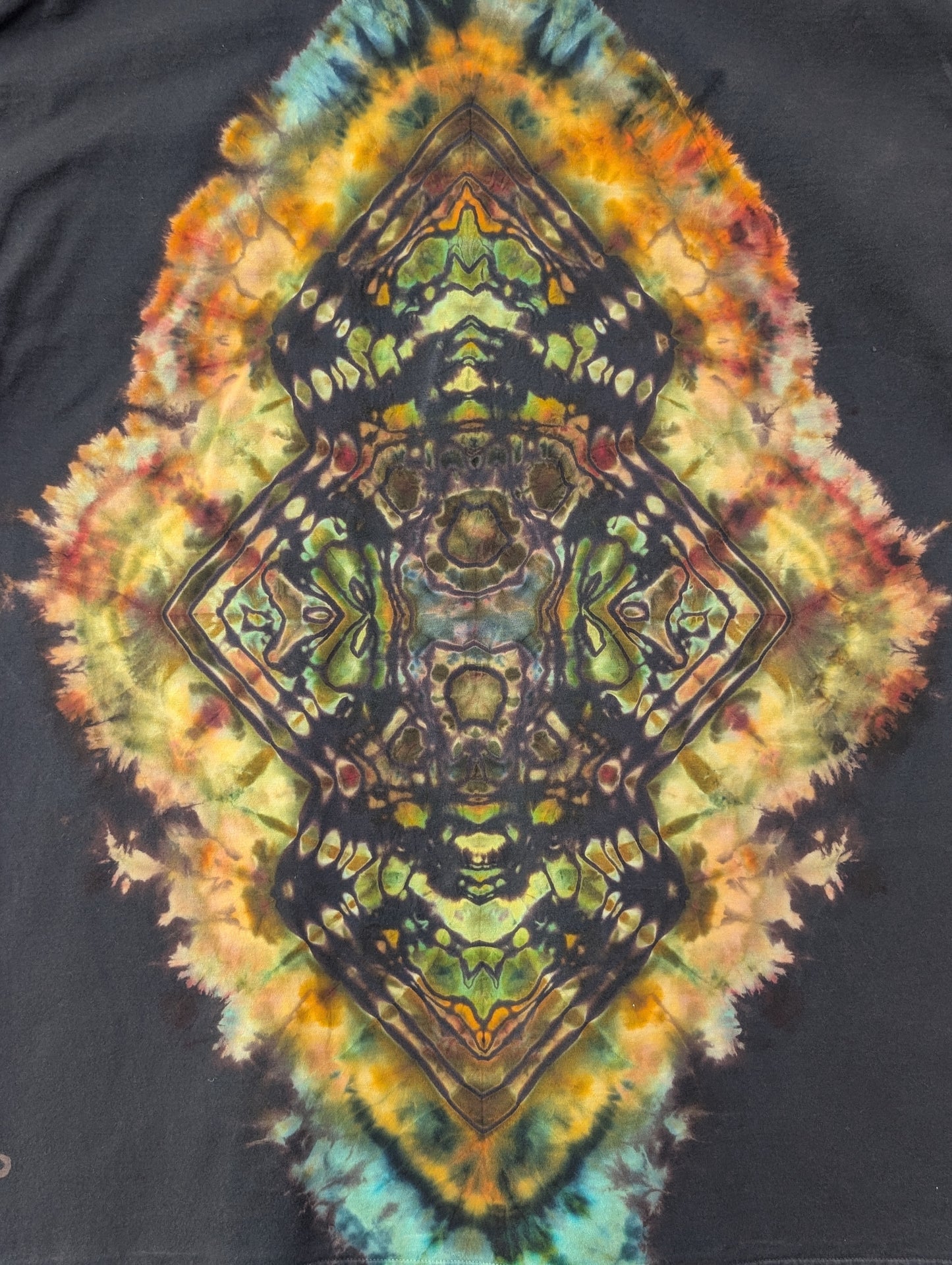 Sacred Reverse • 2XL