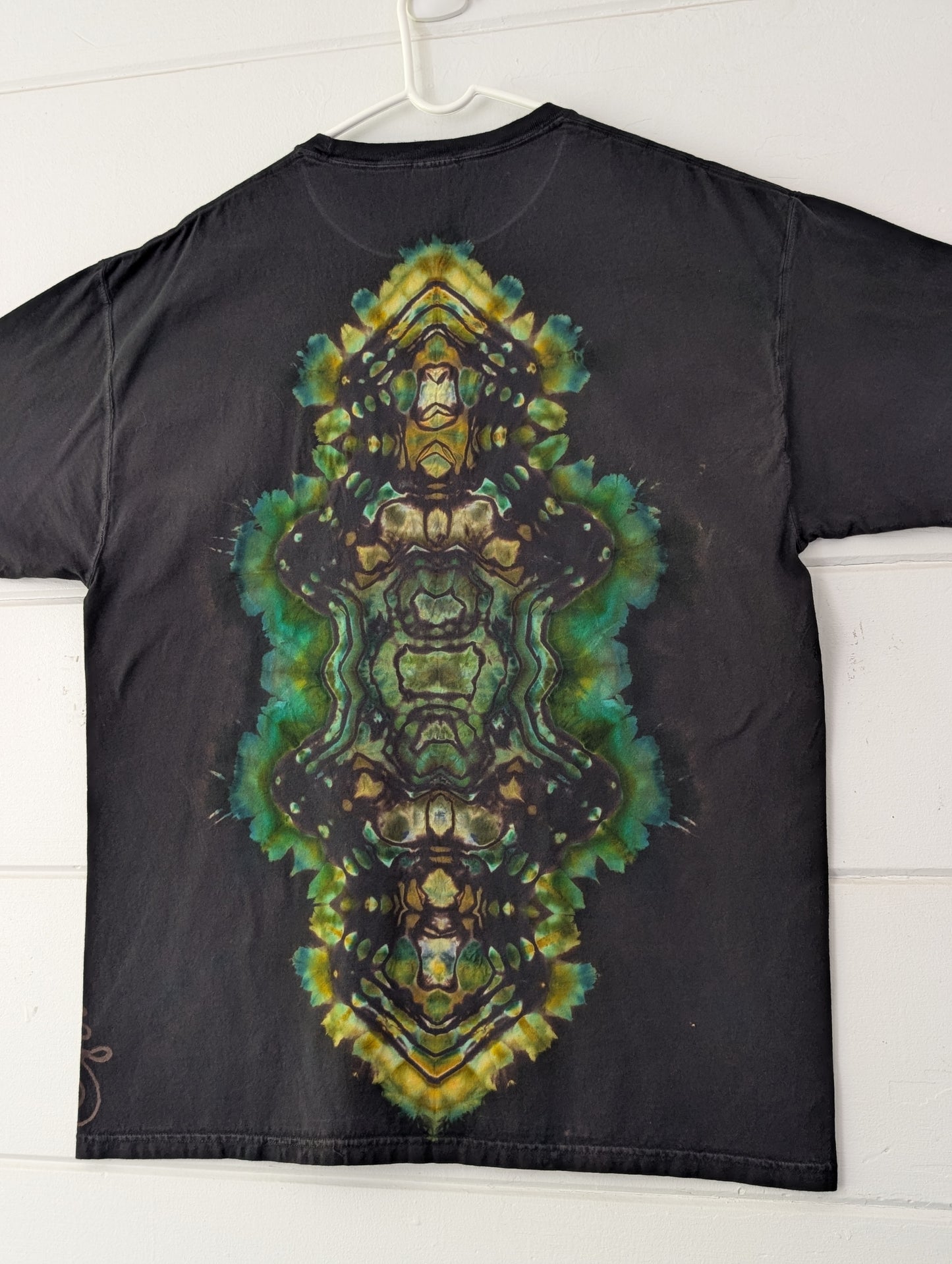 Sacred Reverse • XL