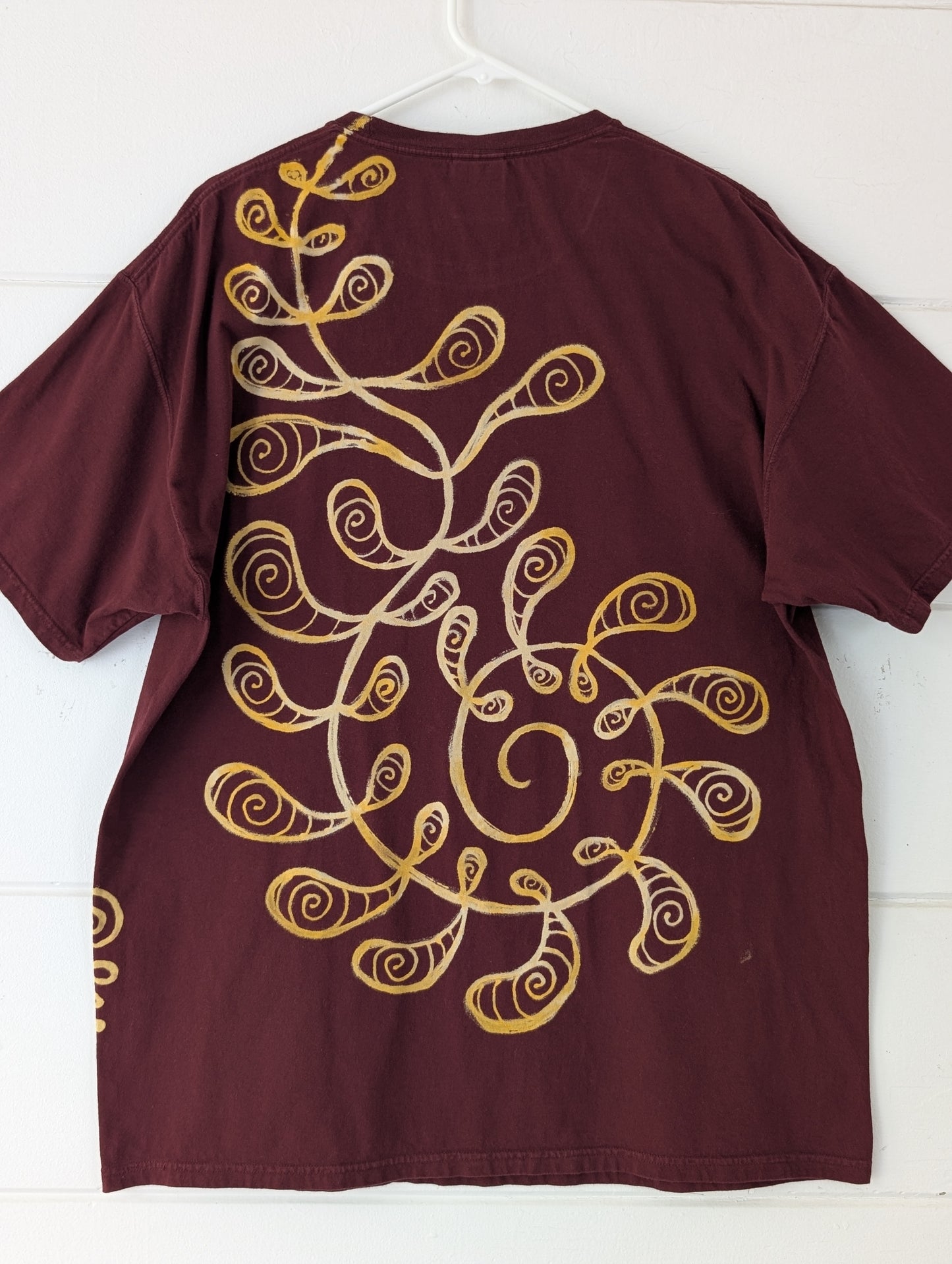 🌱 Sprouted Maroon • XL
