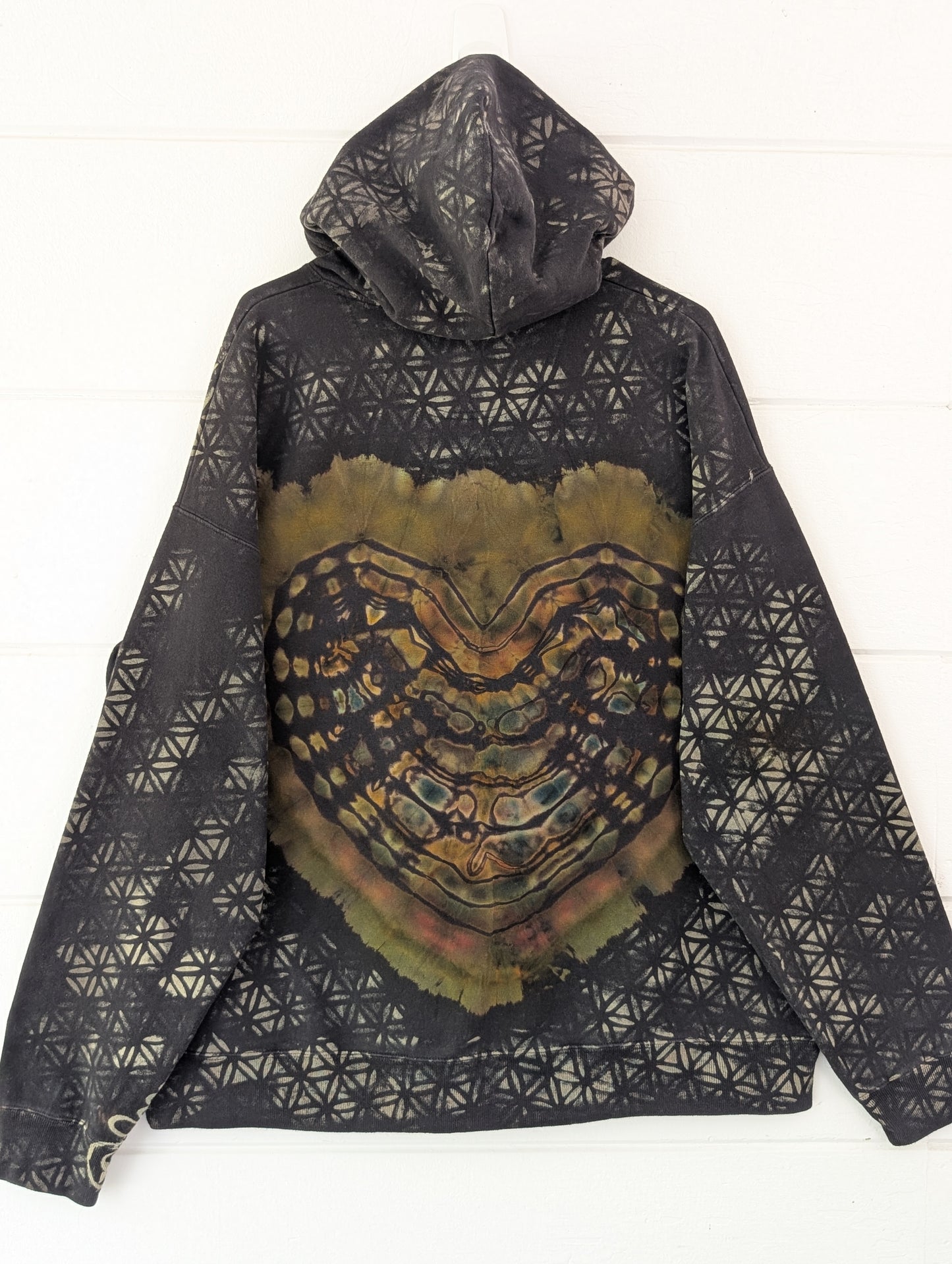 Heart Cave • XL