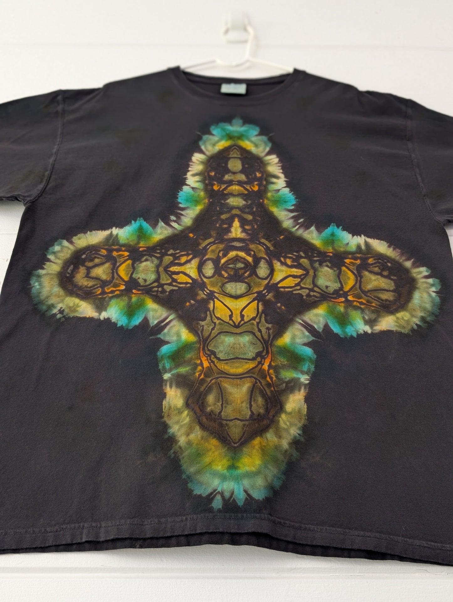 Sacred Reverse • XL
