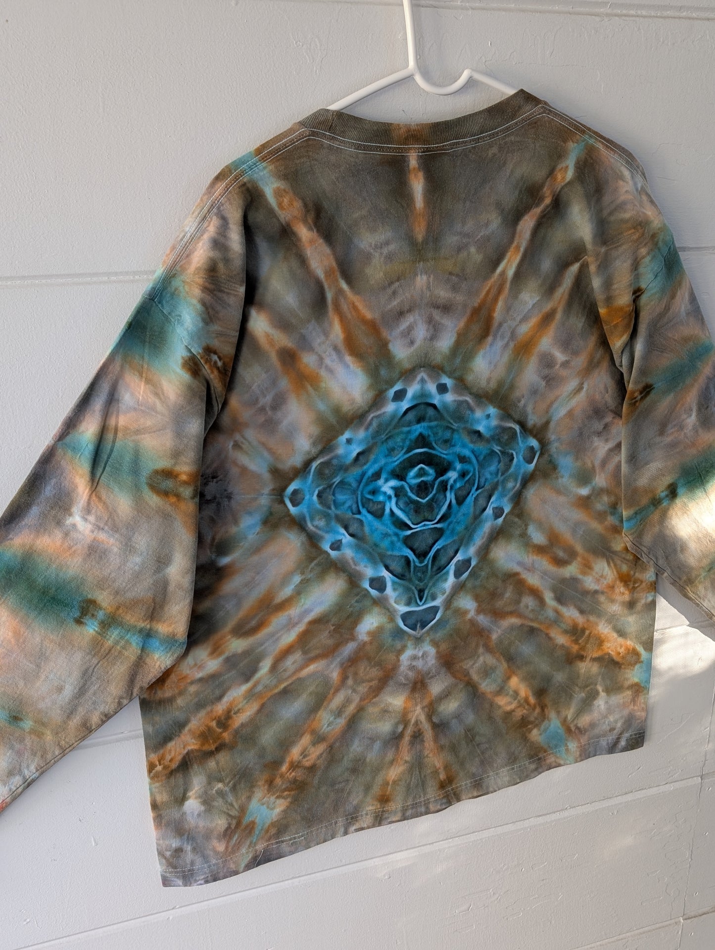 XL SACRED LONG SLEEVE