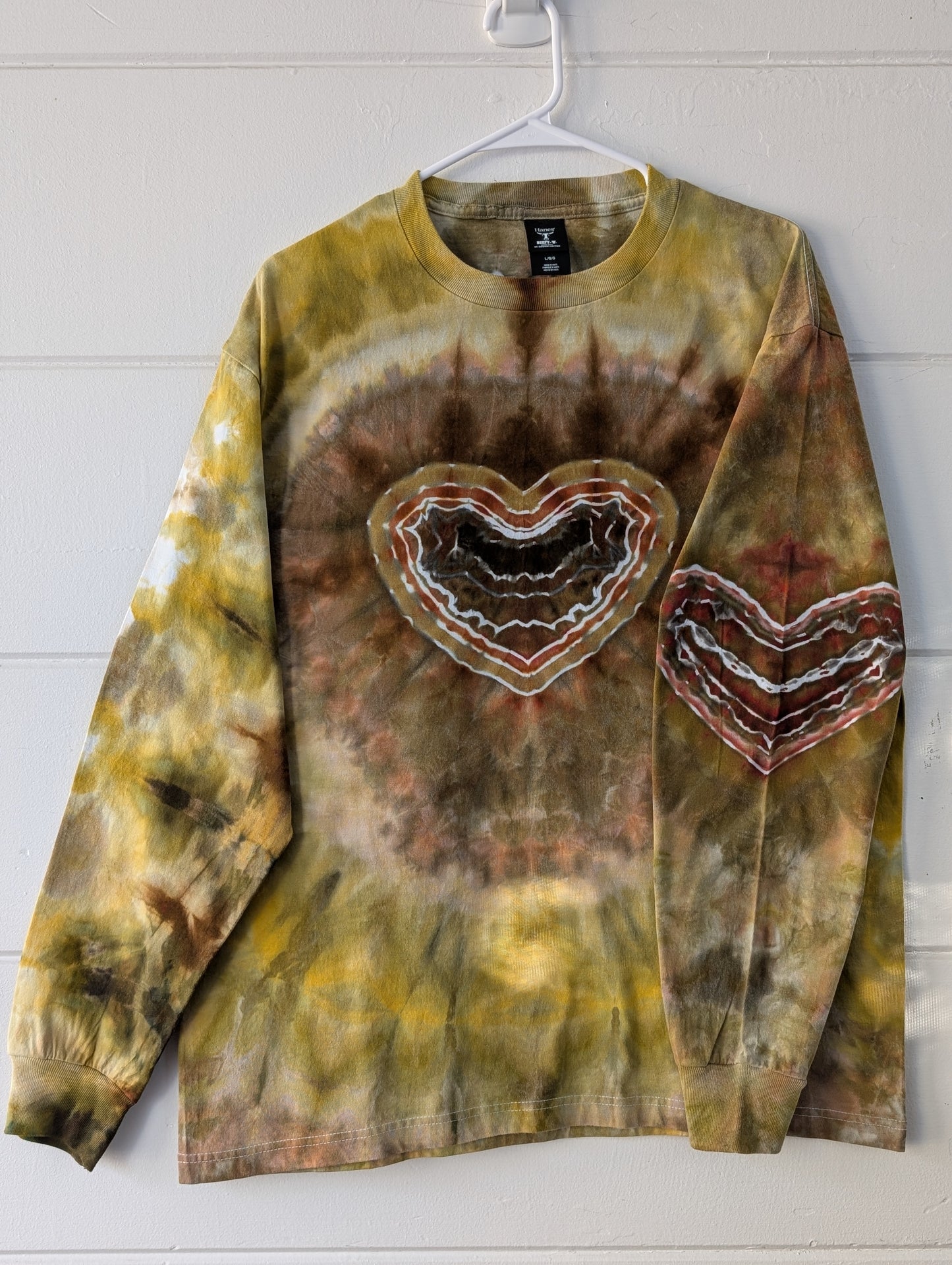 LARGE SACRED LONG SLEEVE