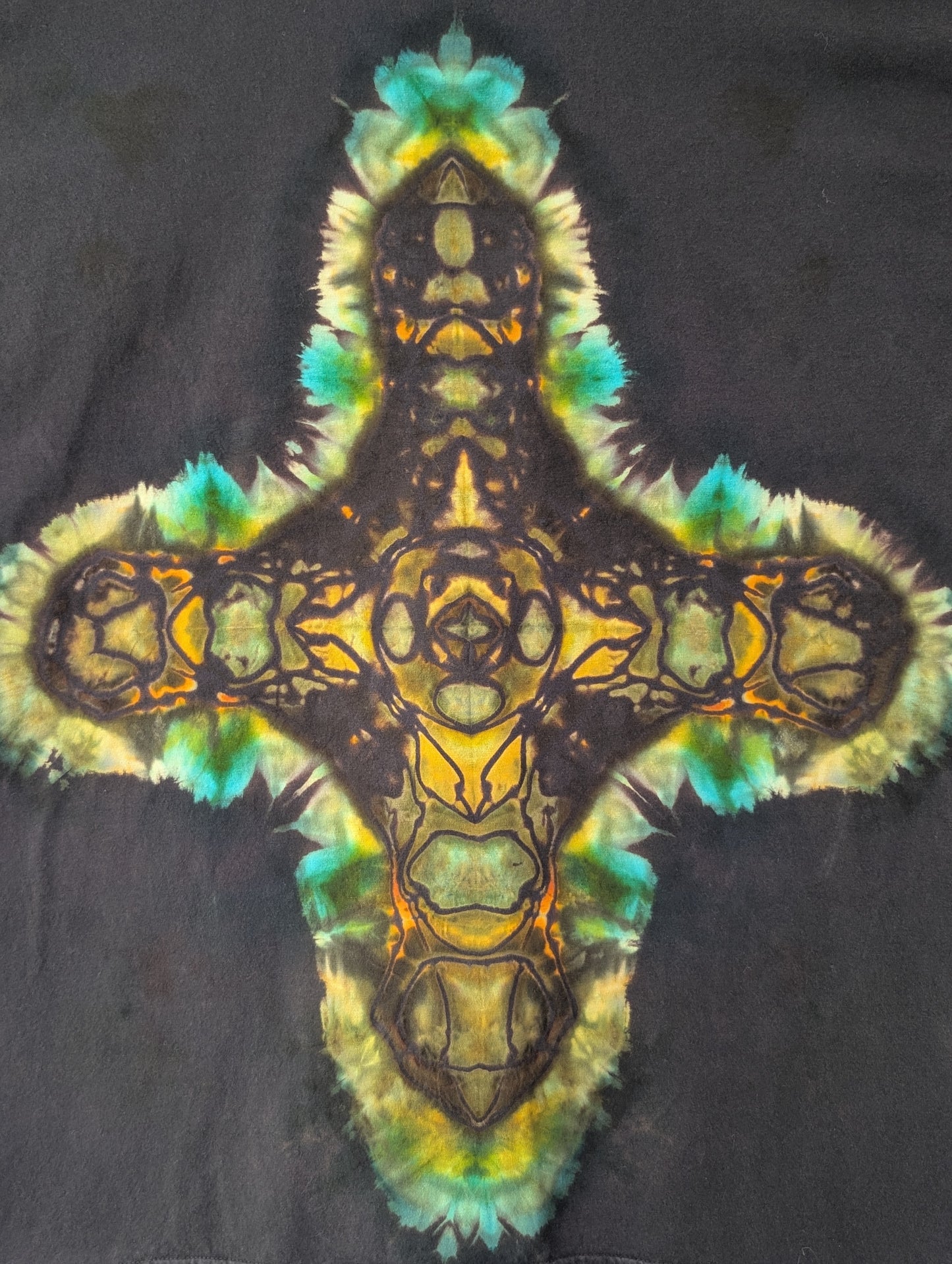 Sacred Reverse • XL