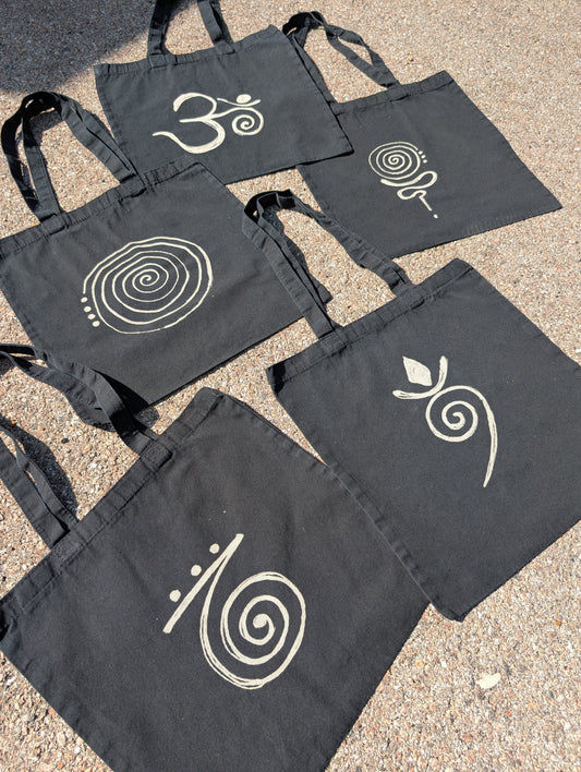 TOTE BAGS